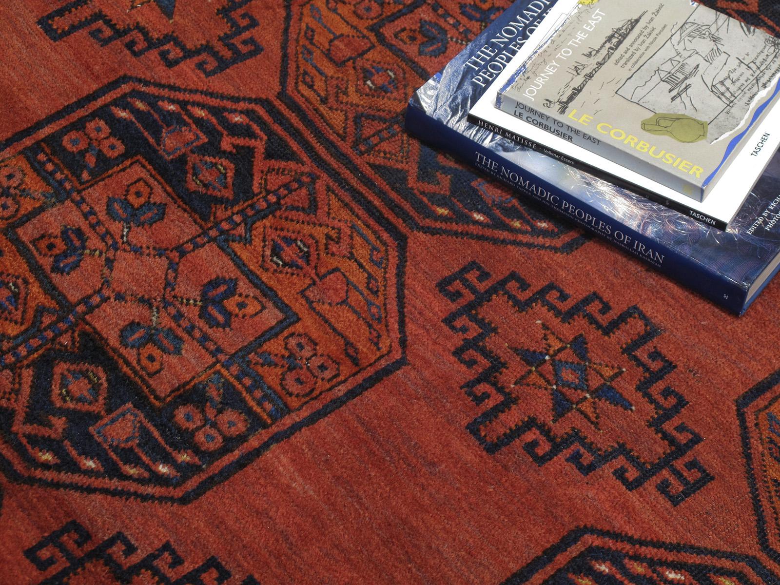 Turkmen Main Carpet 'DK-114-1' In Good Condition In New York, NY