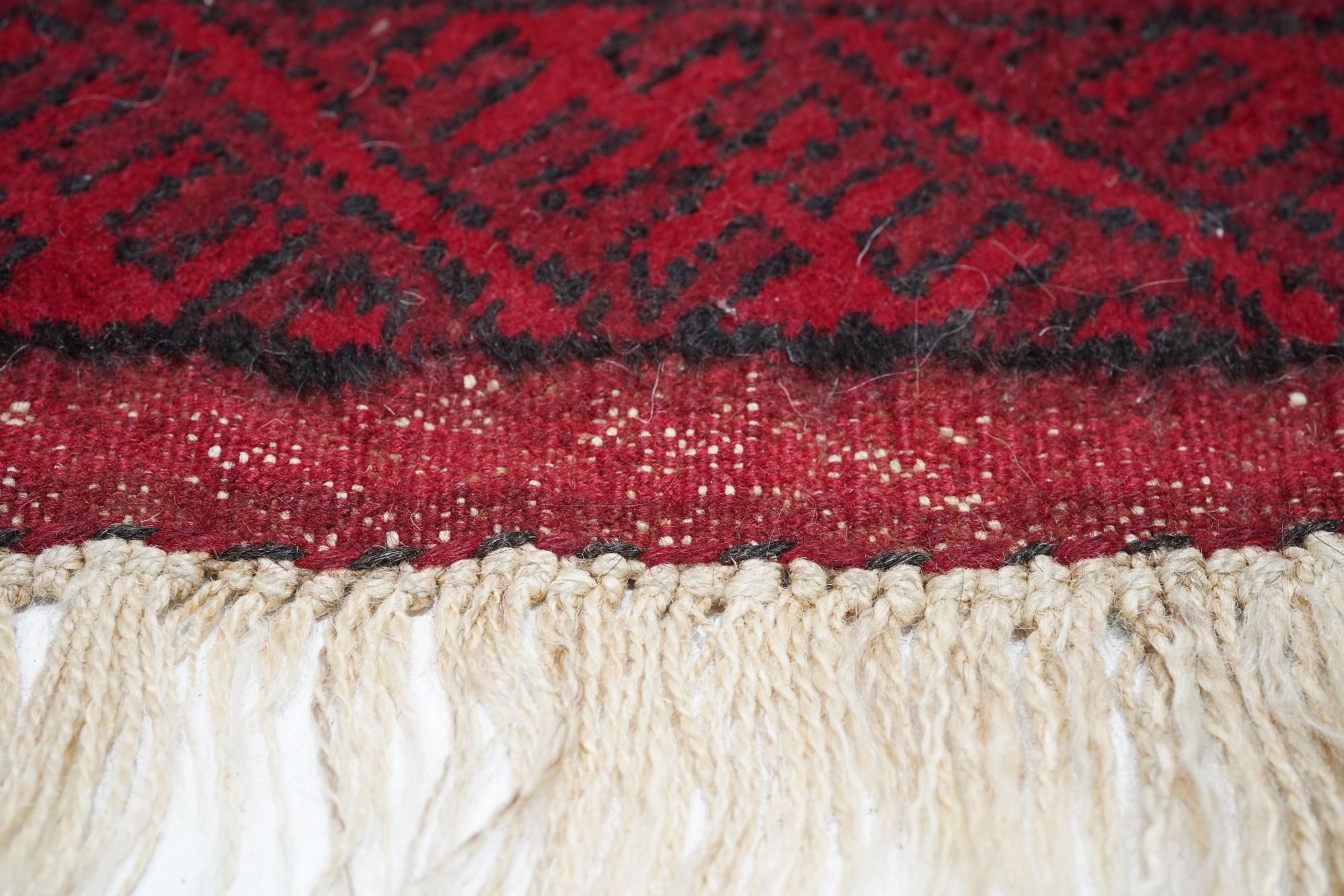 Turkmenischer Teppich 6'8'' x 9'4'' (Wolle) im Angebot
