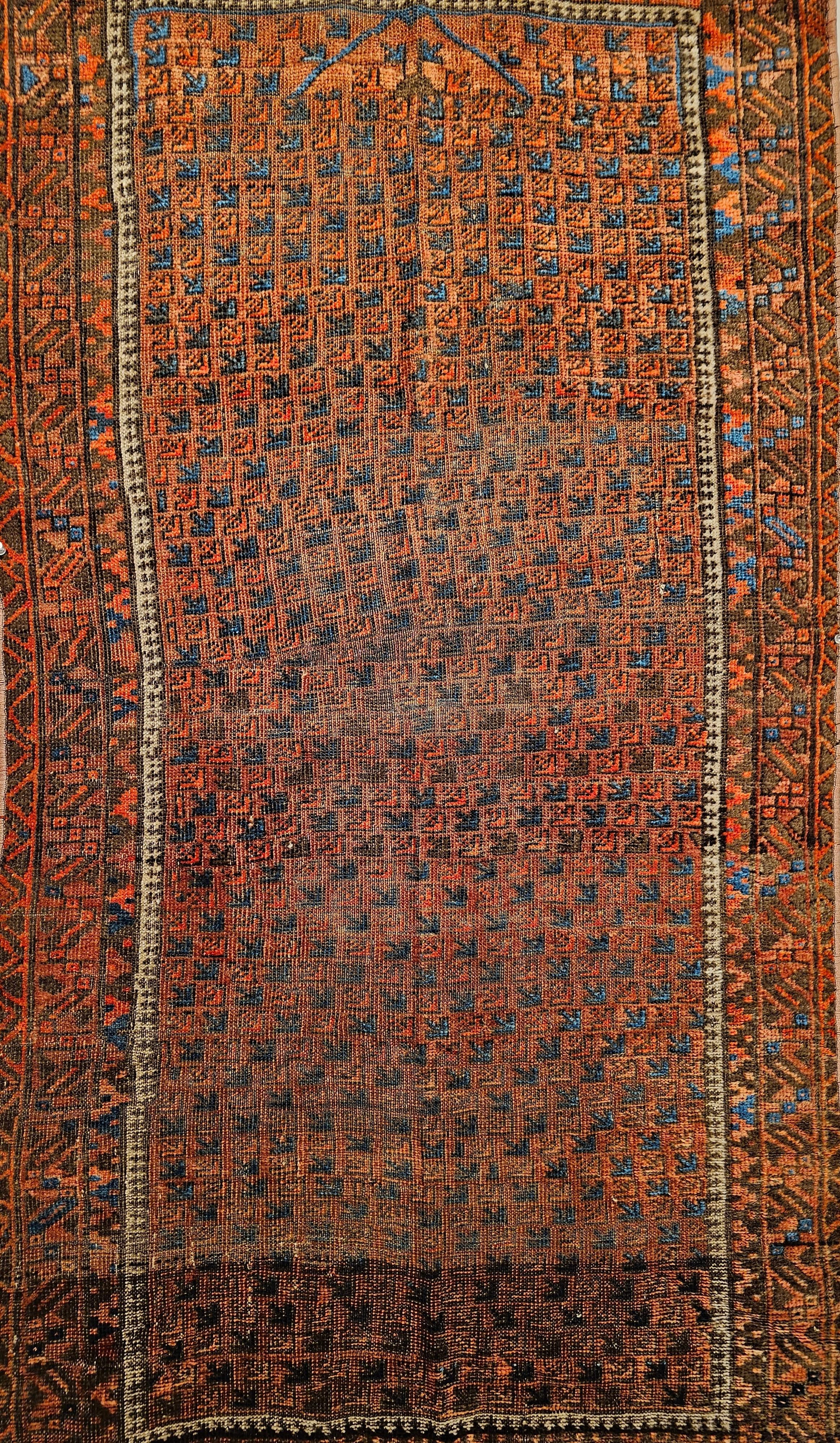 Hand-Woven 19th Century Turkmen Yomut Area Rug in Prayer Pattern in Dark Red, French Blue For Sale