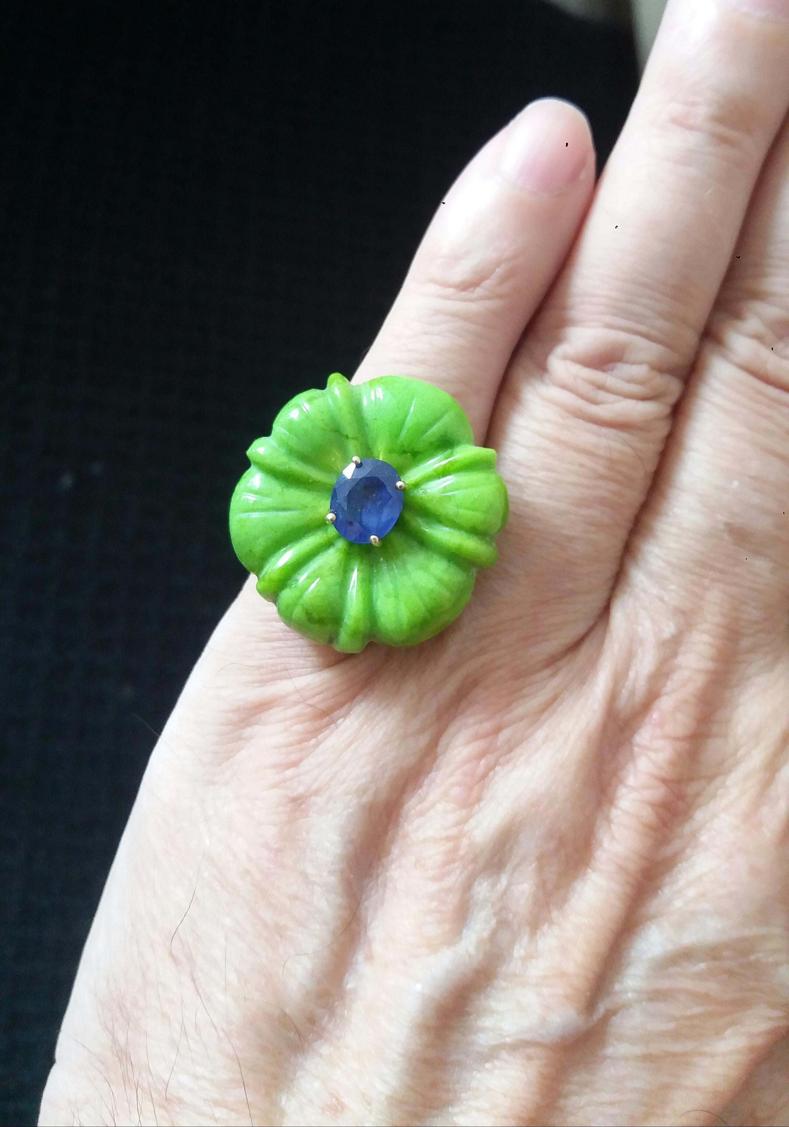 For Sale:  Turkmenistan Green  Turquoise Flower Blue Sapphire Solid 14 Kt Gold Fashion Ring 2