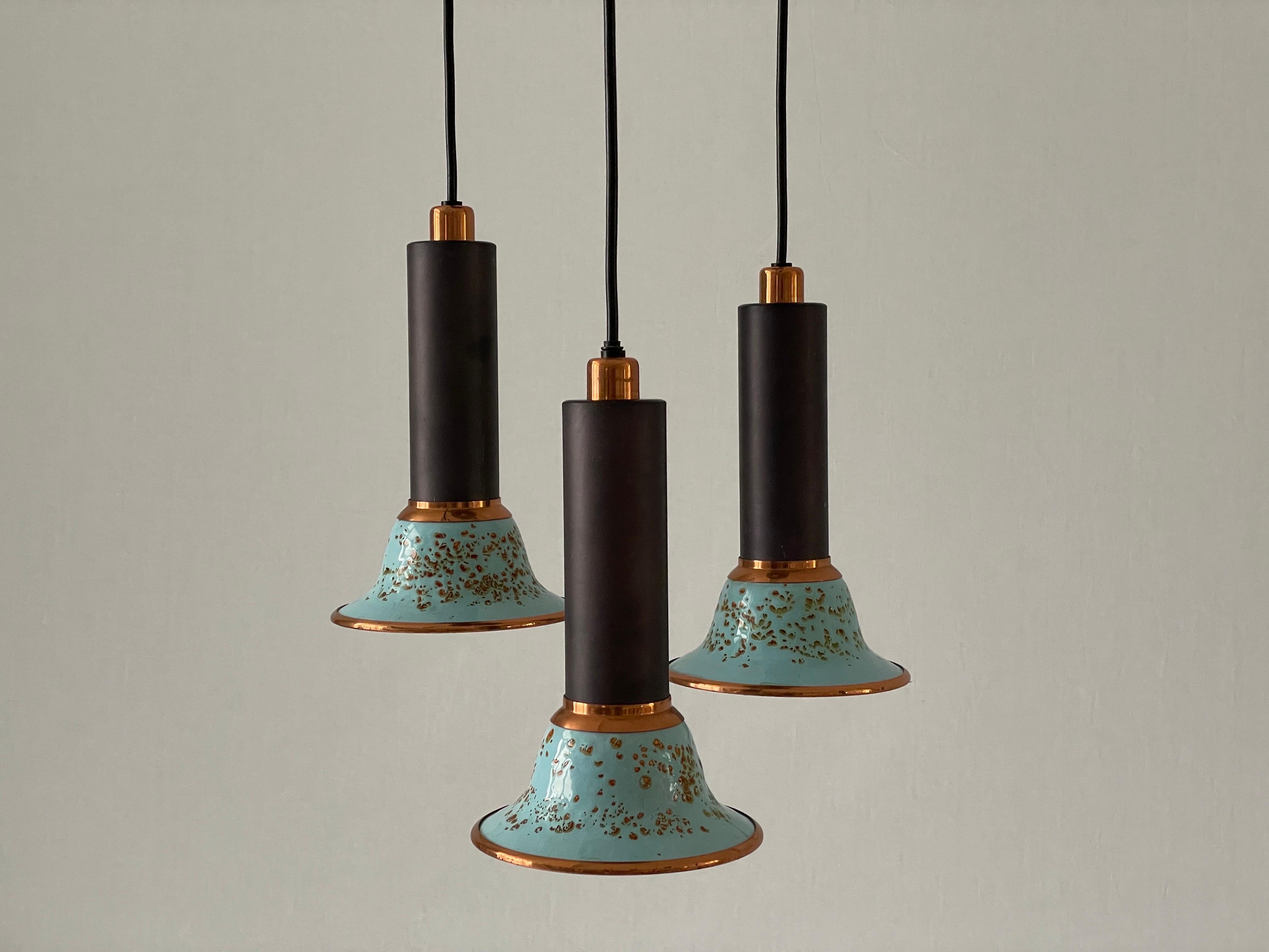 Mid-20th Century Turkois Enamel 3 Shade Cascade Lamp by VEB Leuchten, 1960s, Germany For Sale