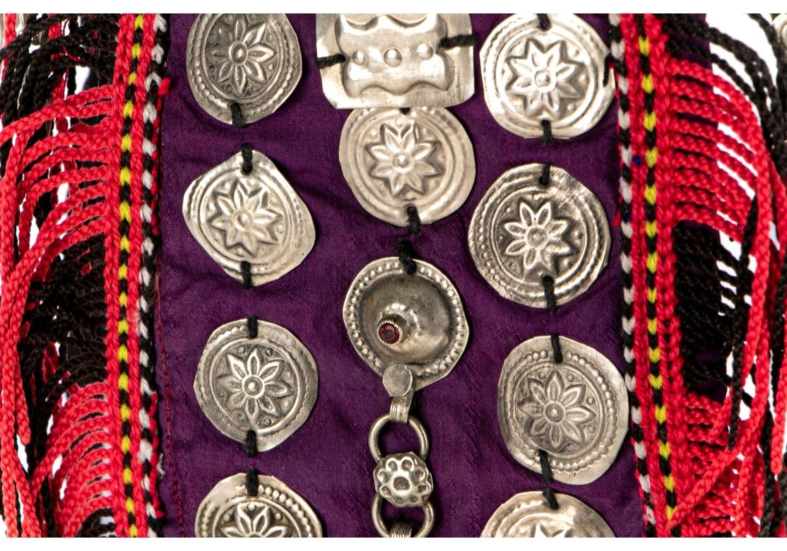 Turkomanisches Stammeszeremoniell  Kopfschmuck (20. Jahrhundert) im Angebot