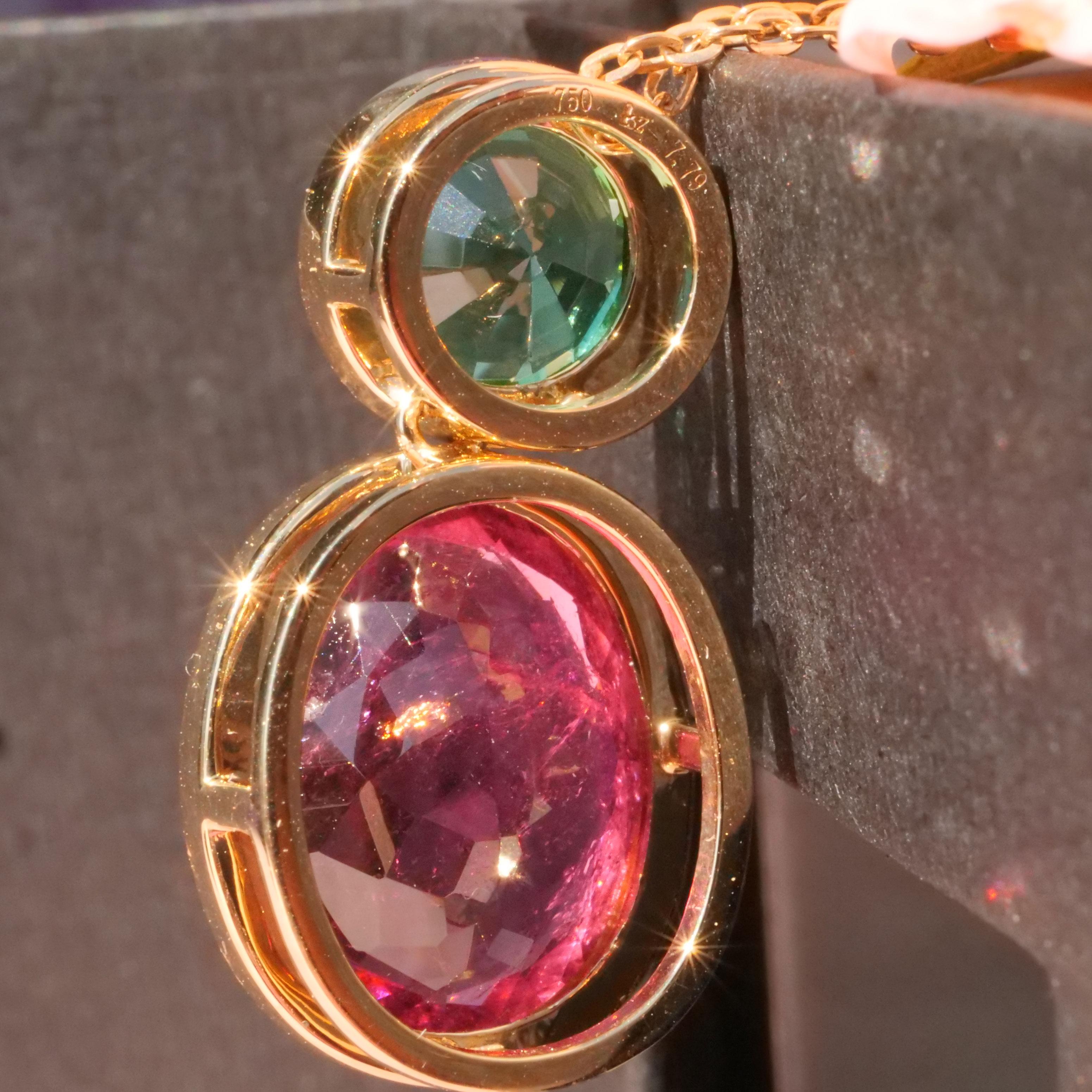 Mixed Cut Turmalin Pendant 8 ct with incredible luminosity bluish green and electric pink  For Sale