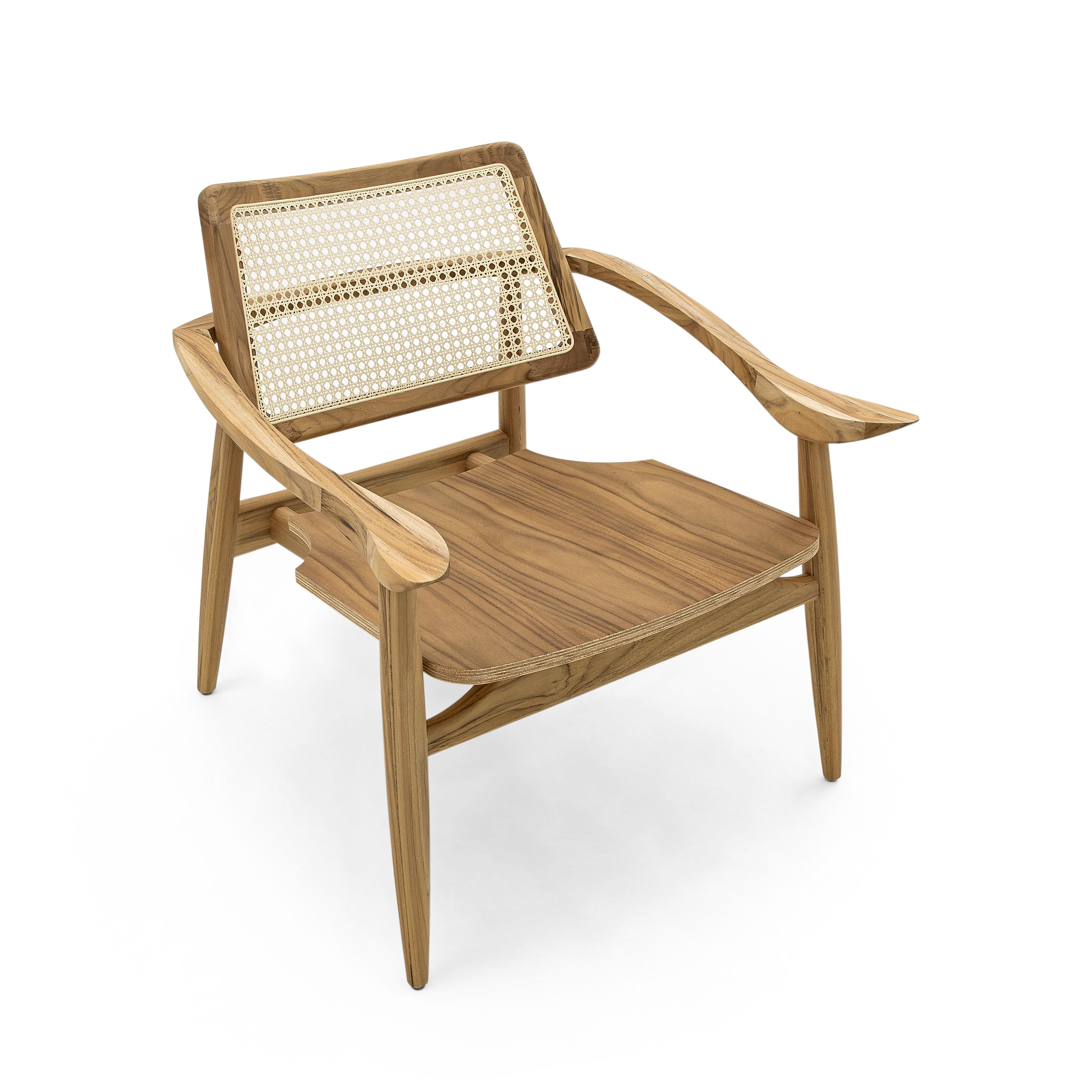 Teck Fauteuil Turn à dossier en rotin avec assise en bois façonné, finition en bois de teck en vente