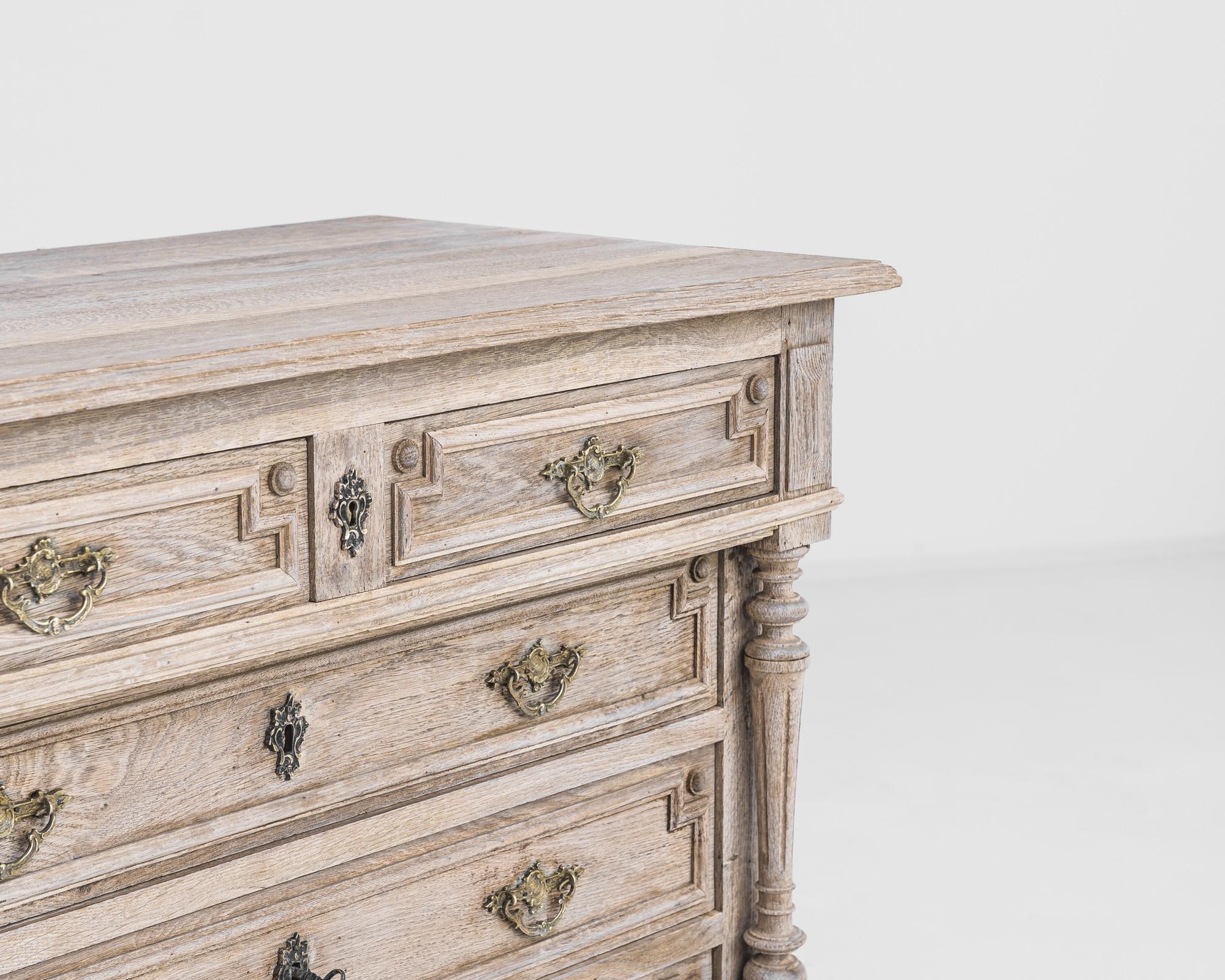Early 20th Century Turn of the Century Bleached Oak Drawer Chest For Sale