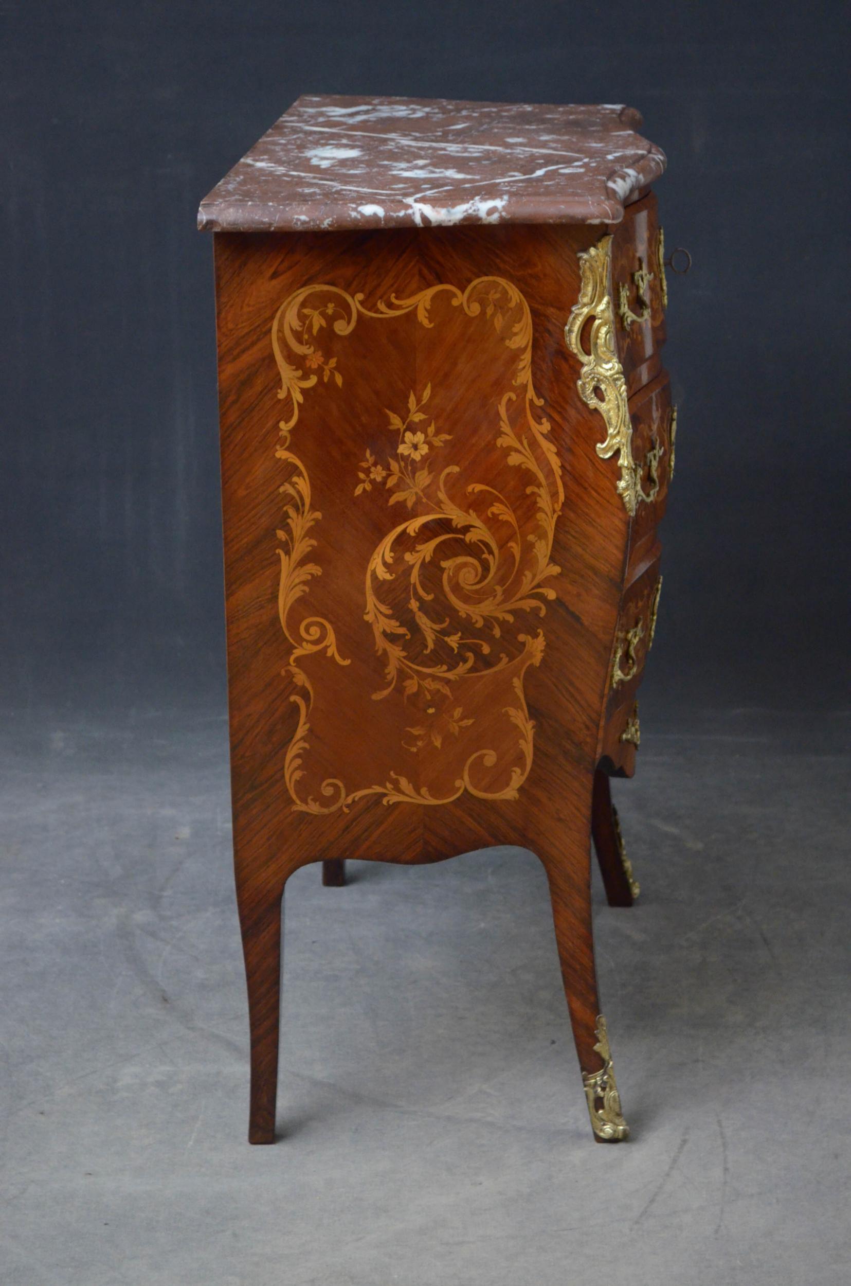 Turn of the Century Bombe Chest of Drawers For Sale 4