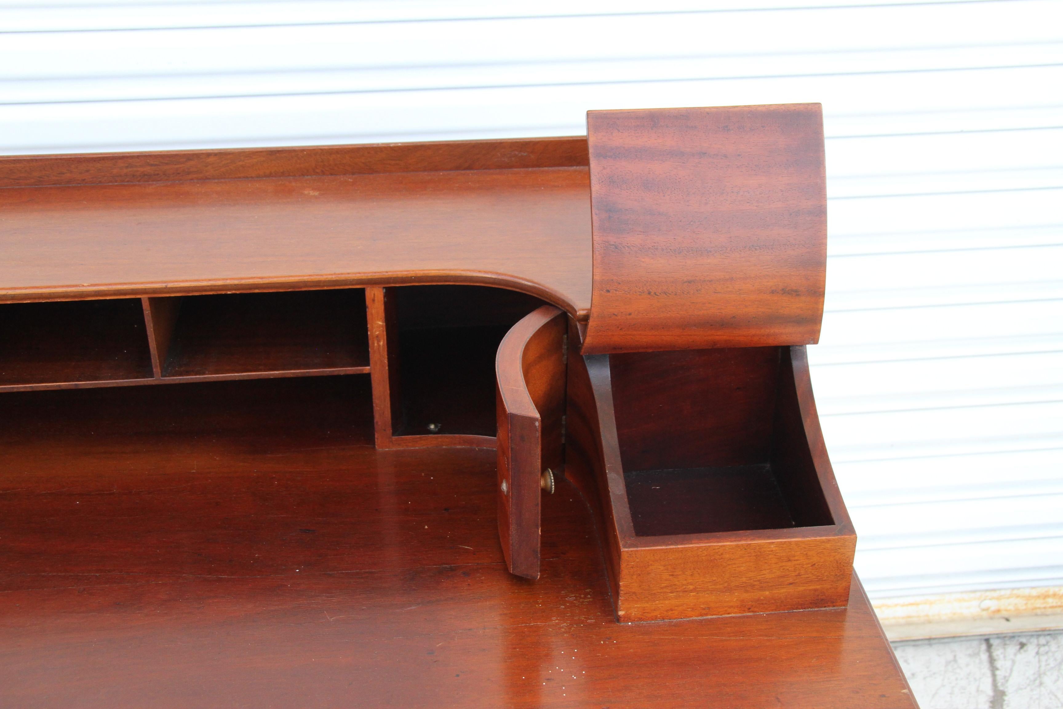 Turn of the Century Carlton House Desk For Sale 1