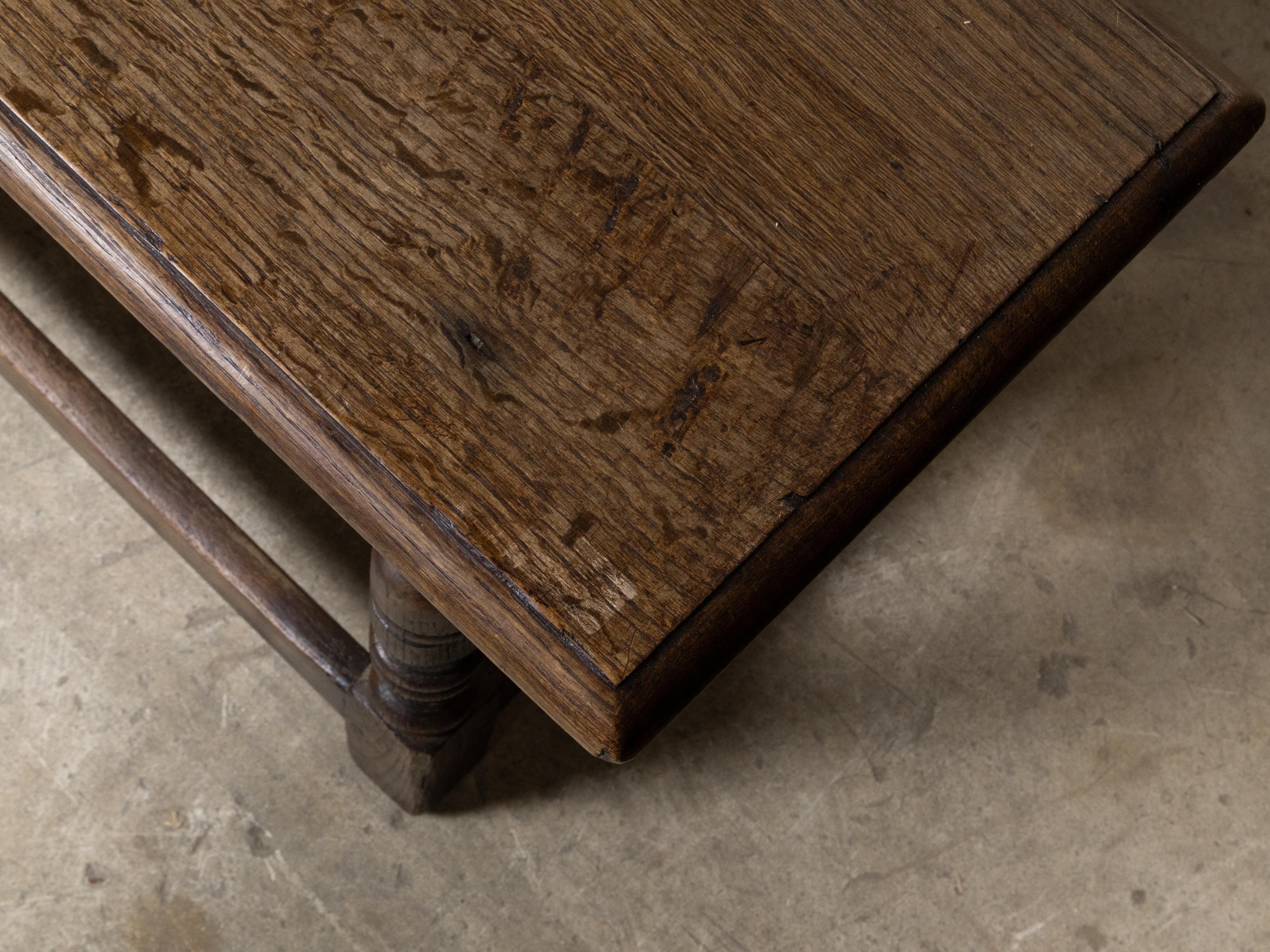 Panchina di fine secolo in Oak inglese del 1900 con gambe a balaustro tornite in vendita 3