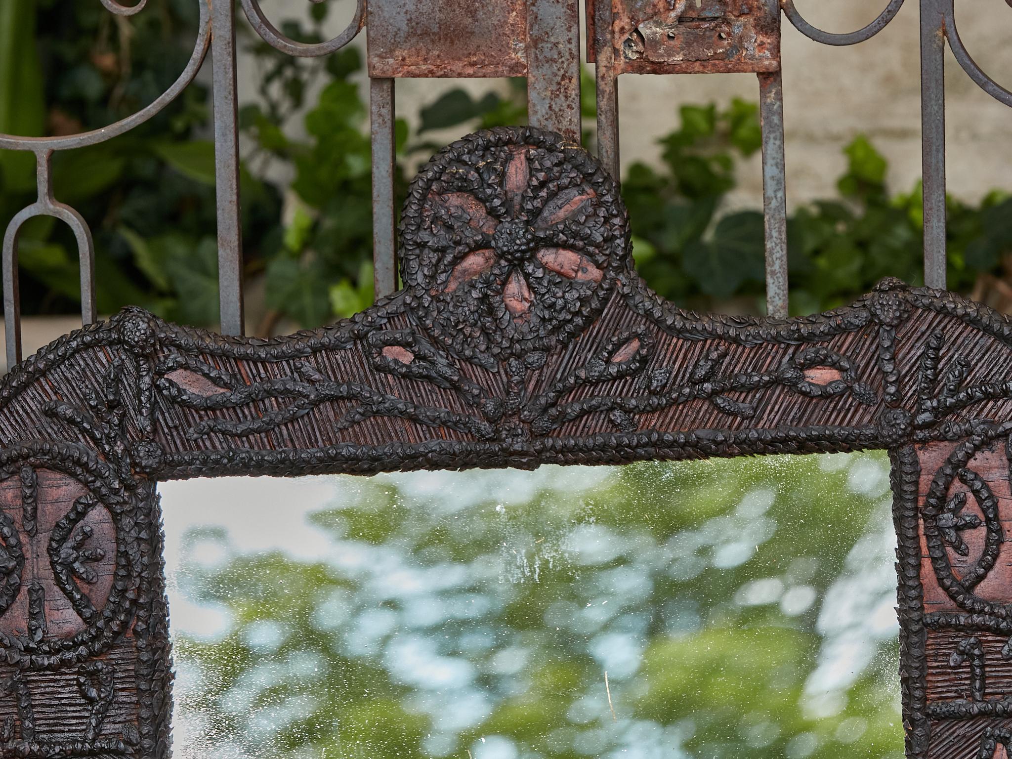 Turn of the Century French Carved Wooden Mirror with Stylized Foliage Motifs 9