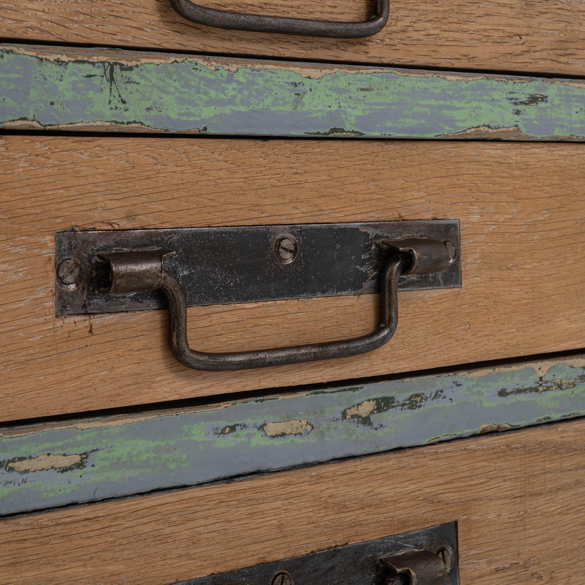 Turn of the Century French Flat File Drawer Chest For Sale 8