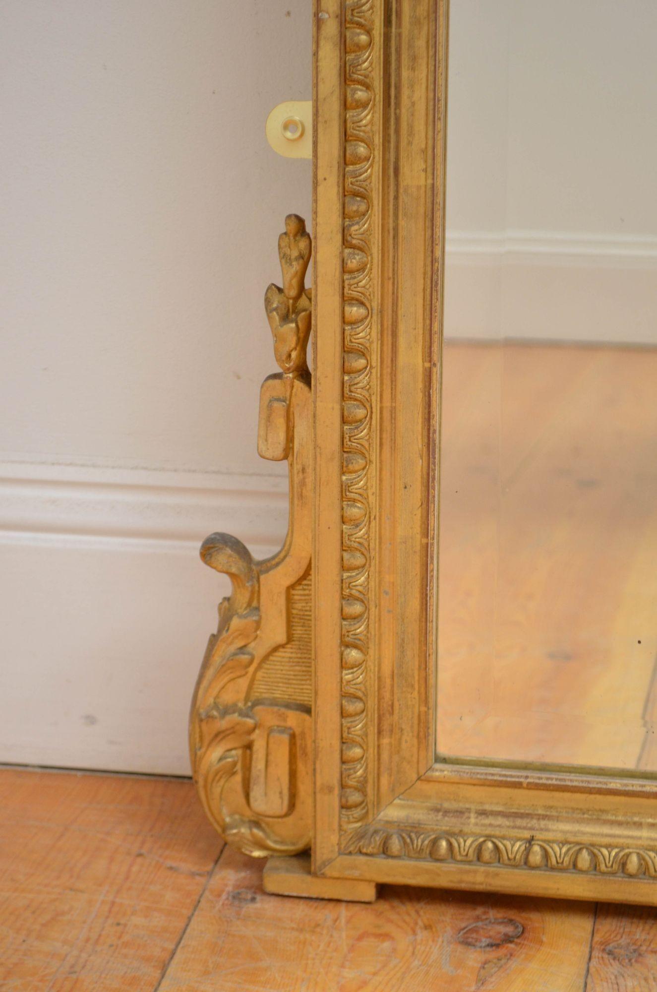 Specchio di fine secolo in legno dorato francese H147cm In condizioni buone in vendita a Whaley Bridge, GB