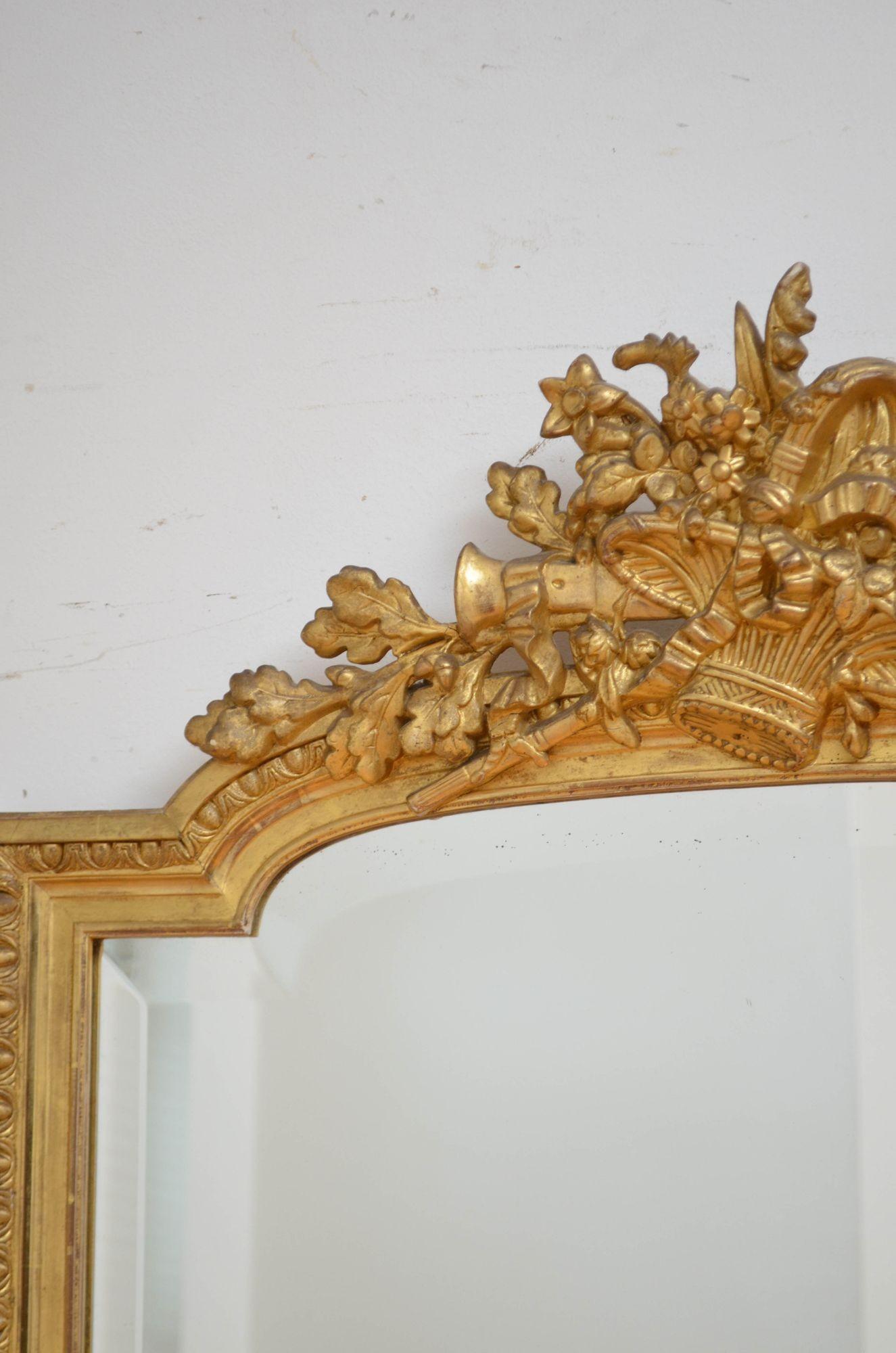 Specchio di fine secolo in legno dorato francese H147cm in vendita 1