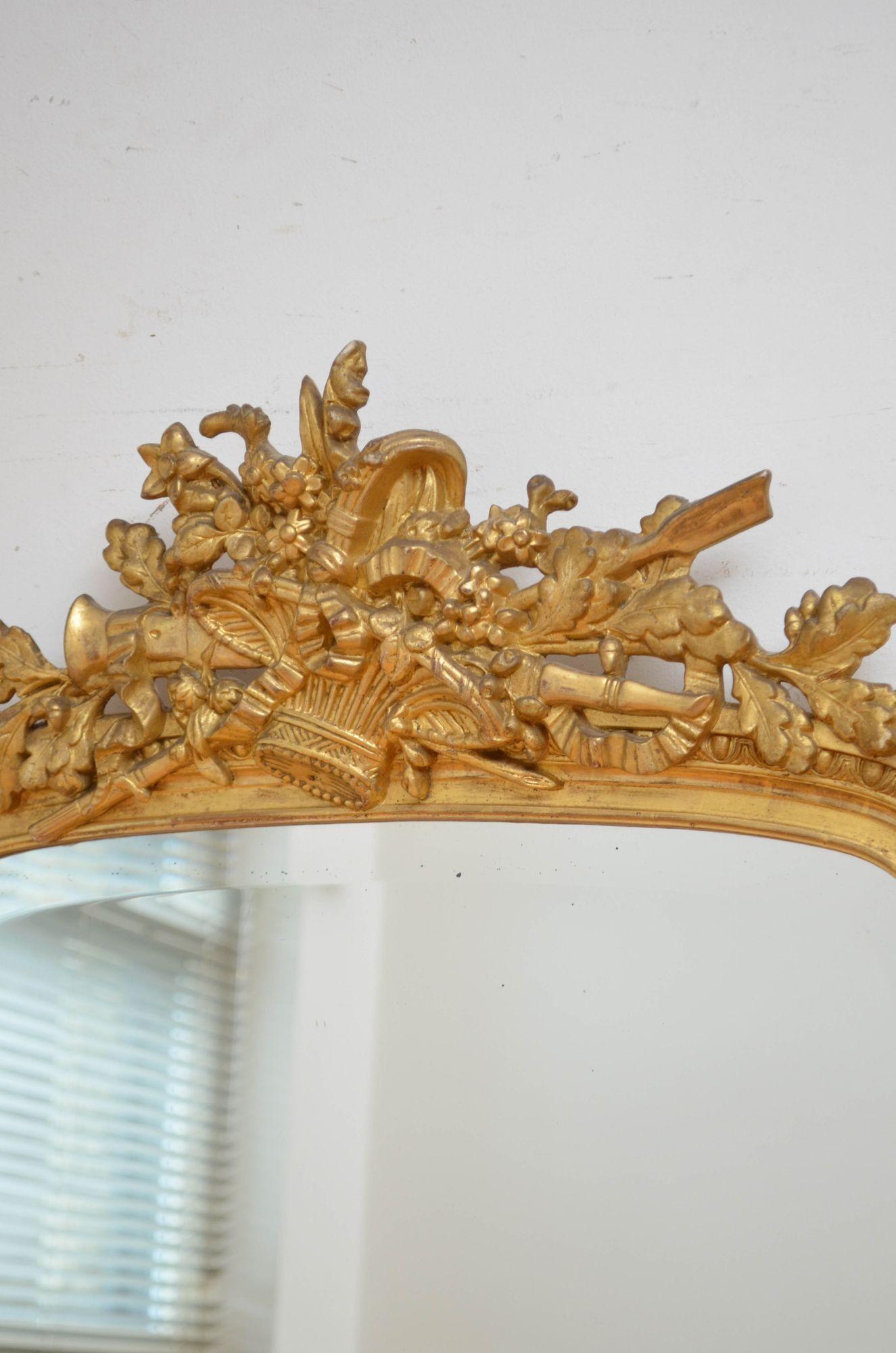 Specchio di fine secolo in legno dorato francese H147cm in vendita 2