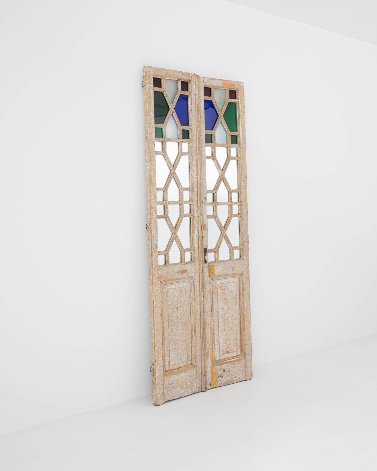 Turn of the Century French Wooden Doors, a Pair In Good Condition In High Point, NC