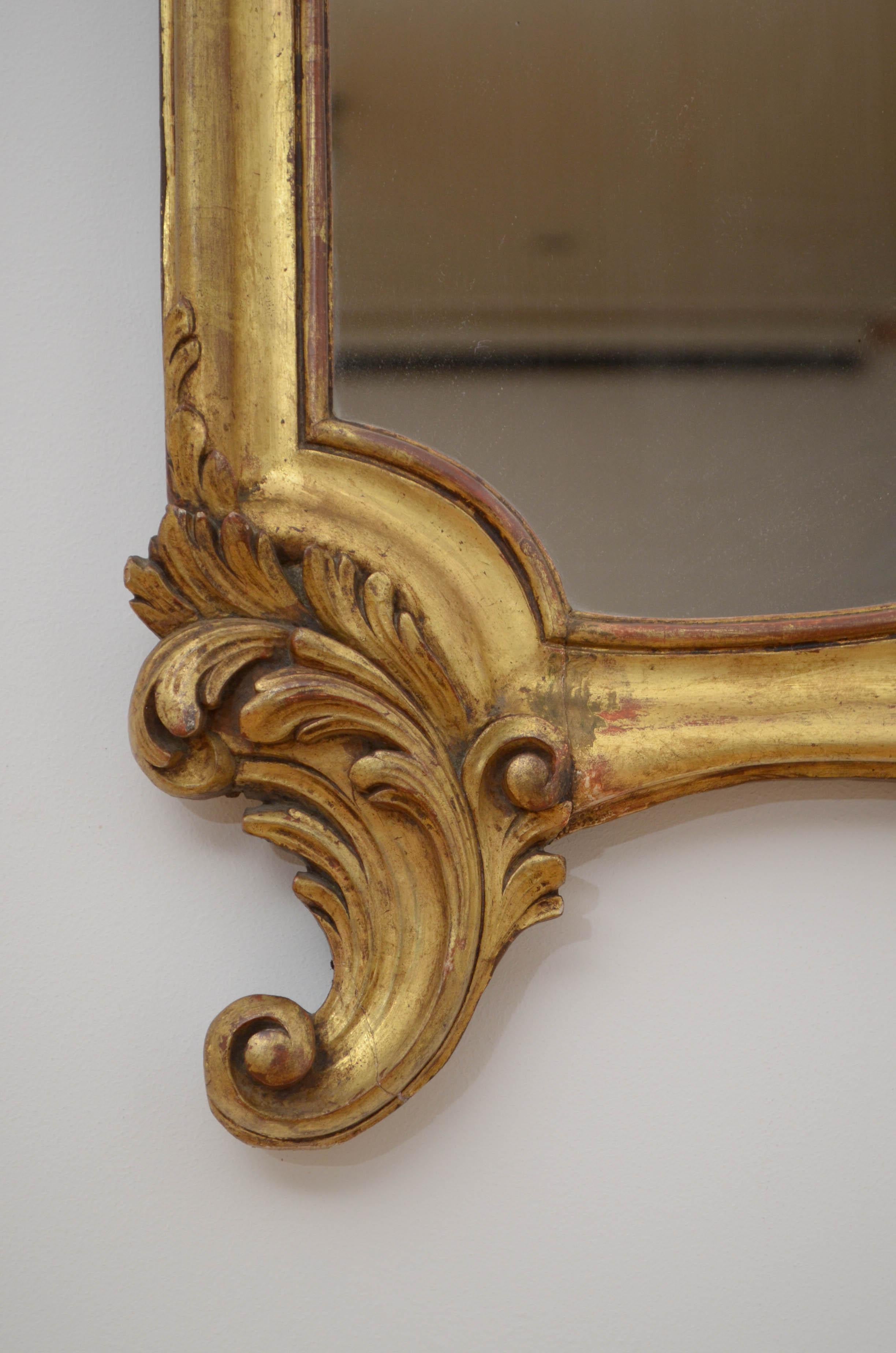 Turn of the Century Giltwood Wall Mirror In Good Condition In Whaley Bridge, GB
