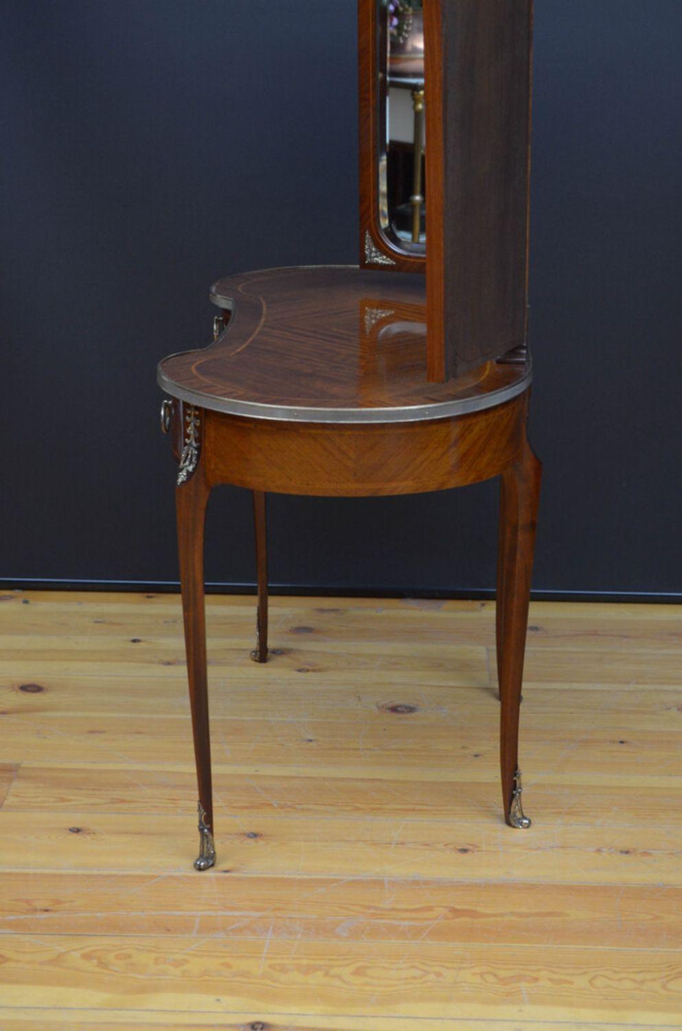 Turn of The Century Kingwood Dressing Table For Sale 13