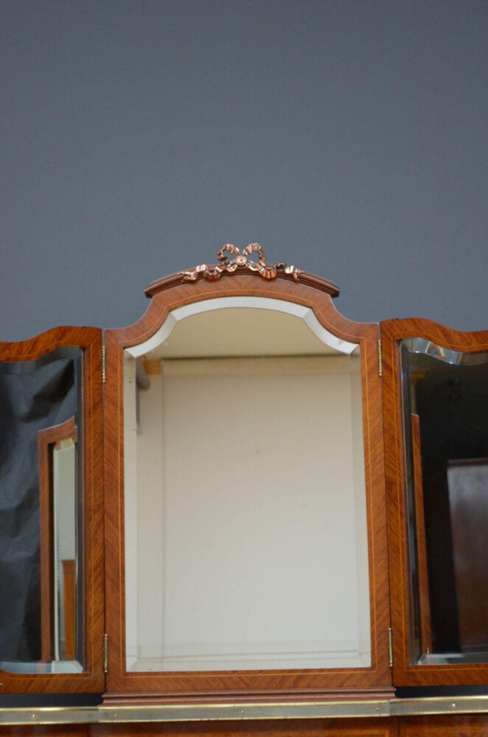 Turn of The Century Kingwood Dressing Table In Good Condition For Sale In Whaley Bridge, GB