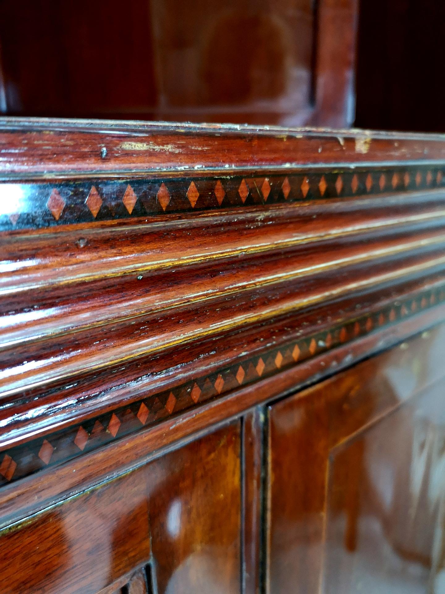 Veneer Turn of the Century Mahogany Corner Cabinet with Inlayed Intarsia For Sale
