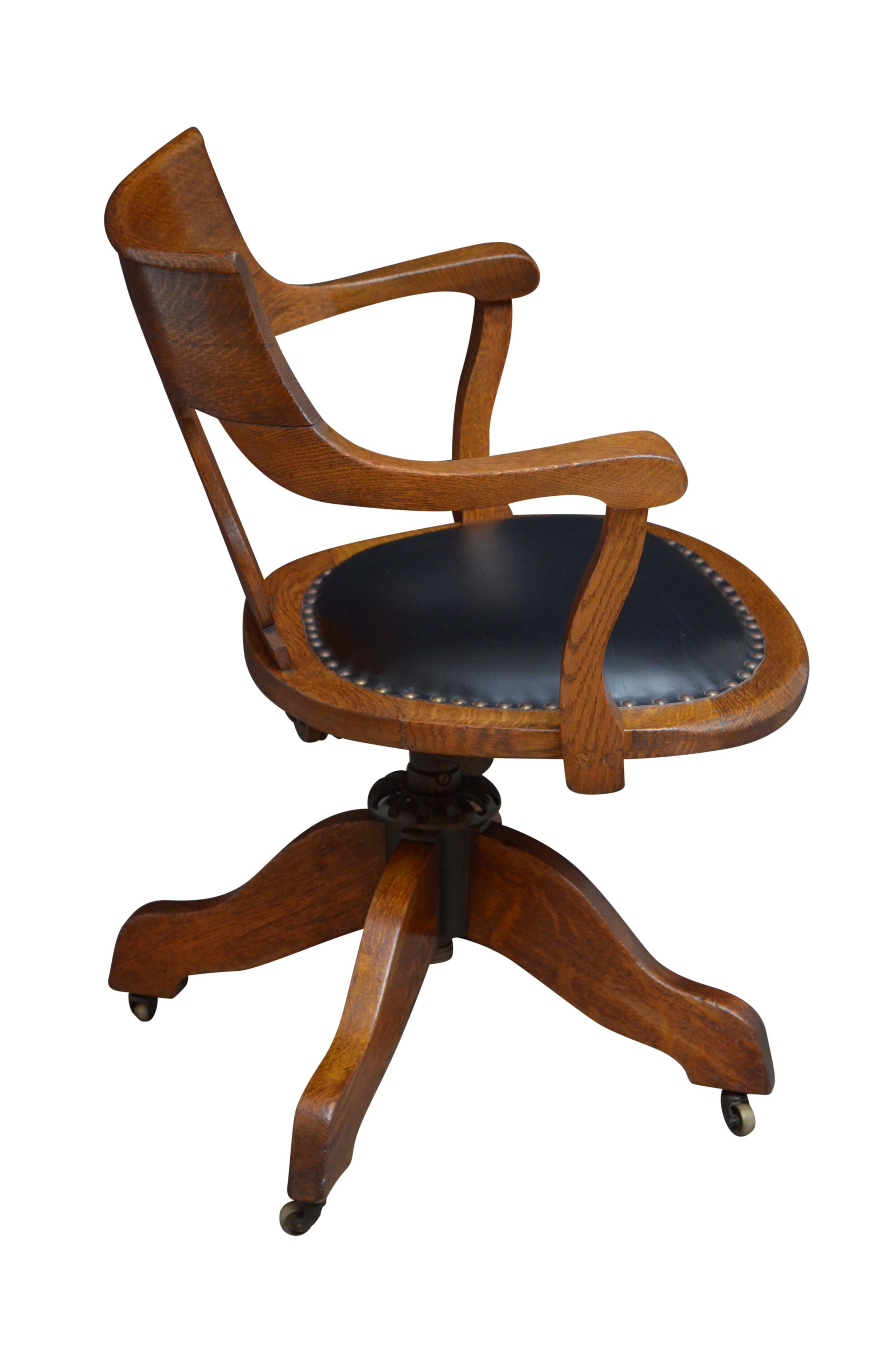 Turn of the Century Oak Office Chair 4