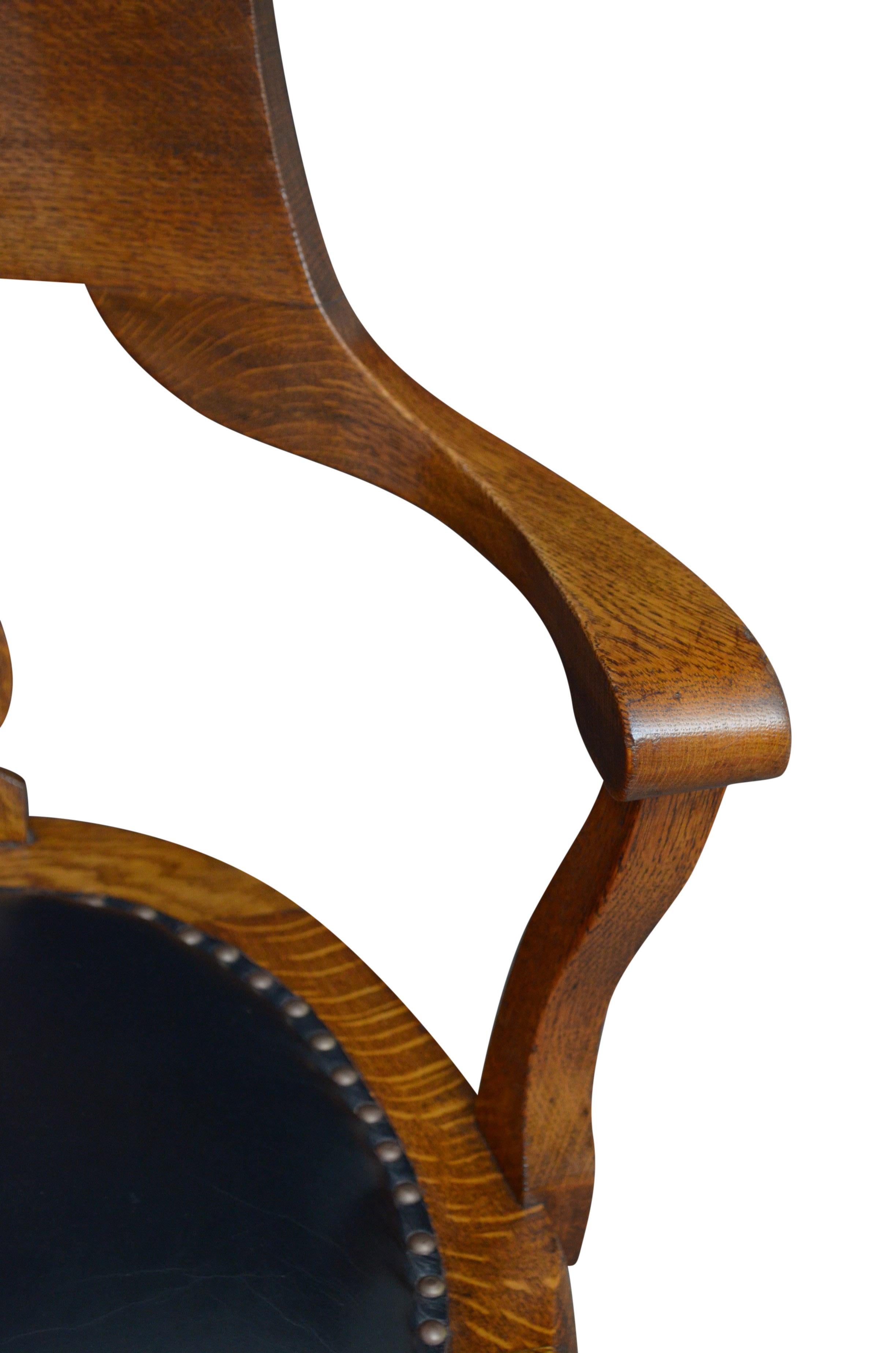 European Turn of the Century Oak Office Chair