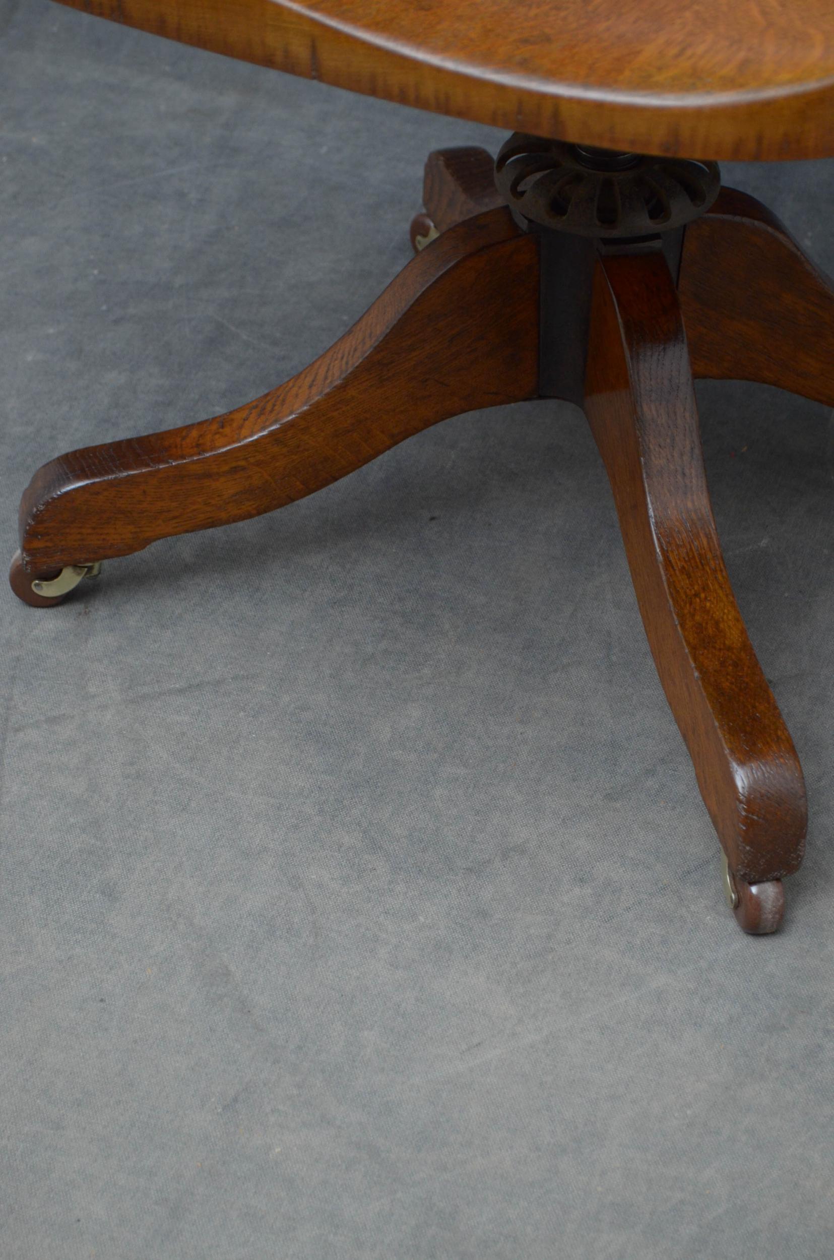 20th Century Turn of the Century Oak Office Chair For Sale