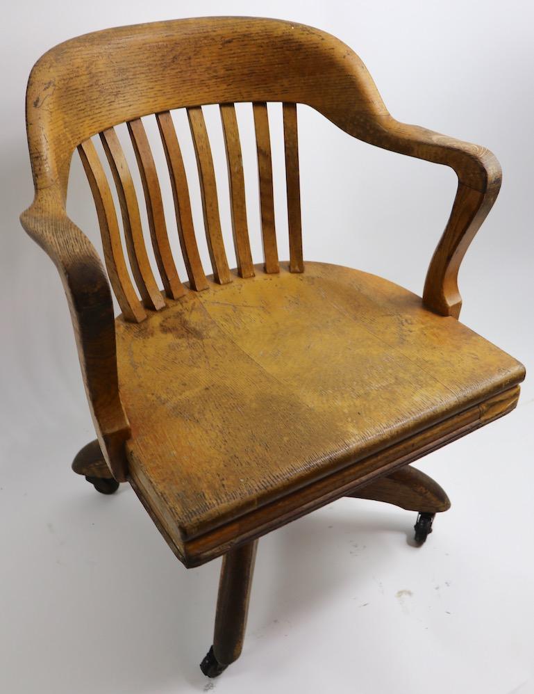 American Turn of the Century Oak Swivel Tilt Office Chair