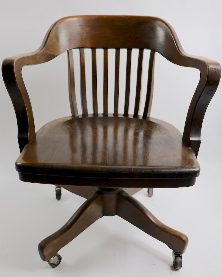 20th Century Turn of the Century Walnut Swivel Tilt Office Chair