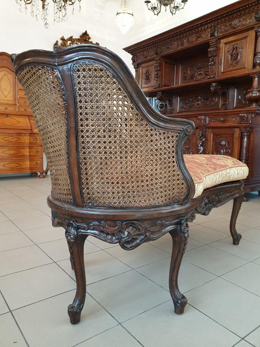 Turn of the 19th-20th Century Dark Wood Chaise Lounge Finished with Rattan For Sale 2