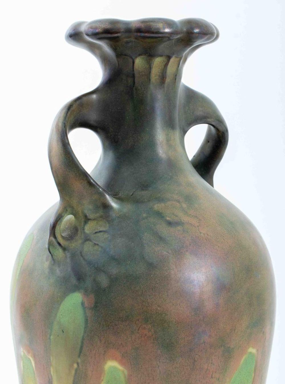Poteries Vase en poterie d'art Amphora de Turn-Teplitz, vers 1900 en vente