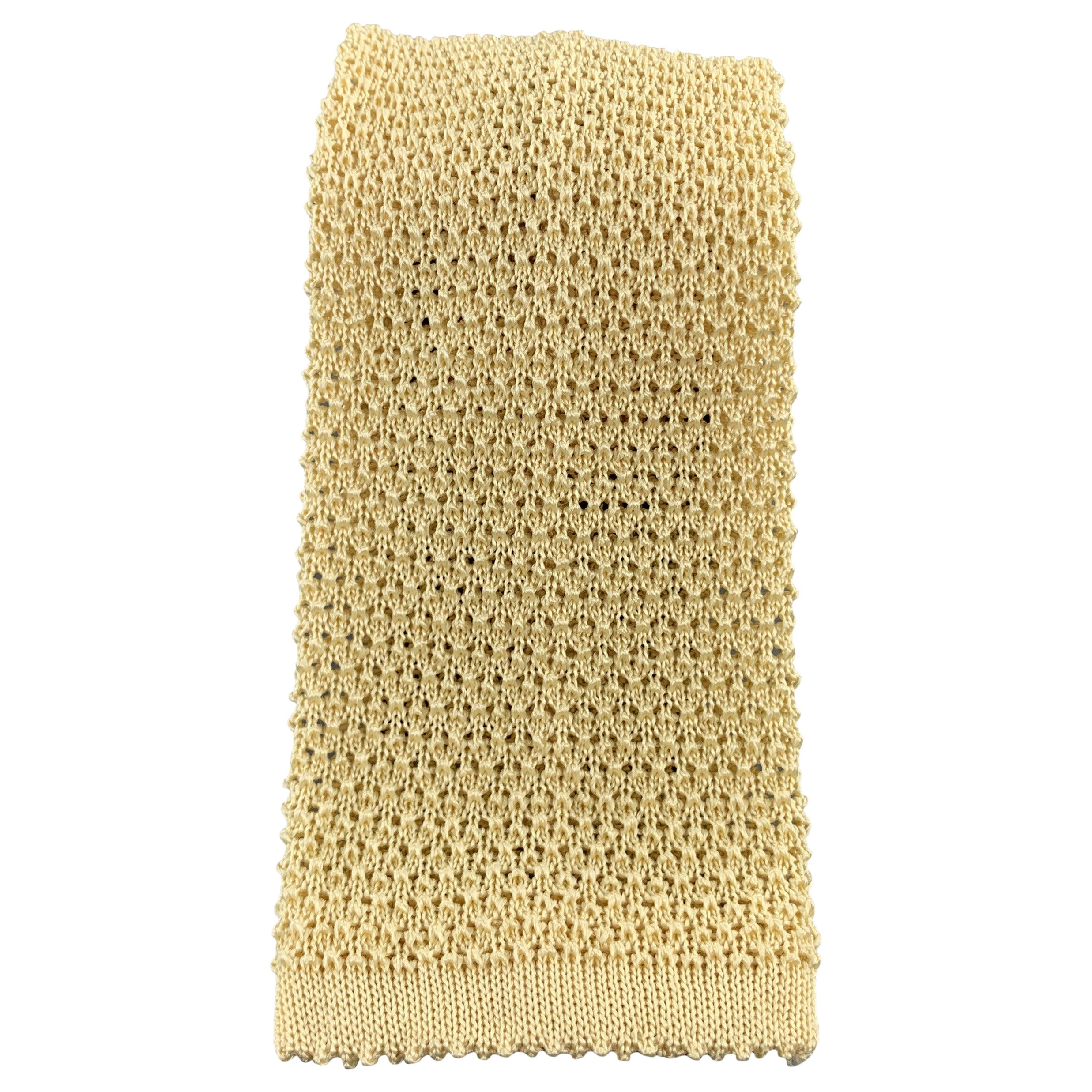 TURNBULL & ASSER Corbata de punto con textura de seda amarillo pastel en venta