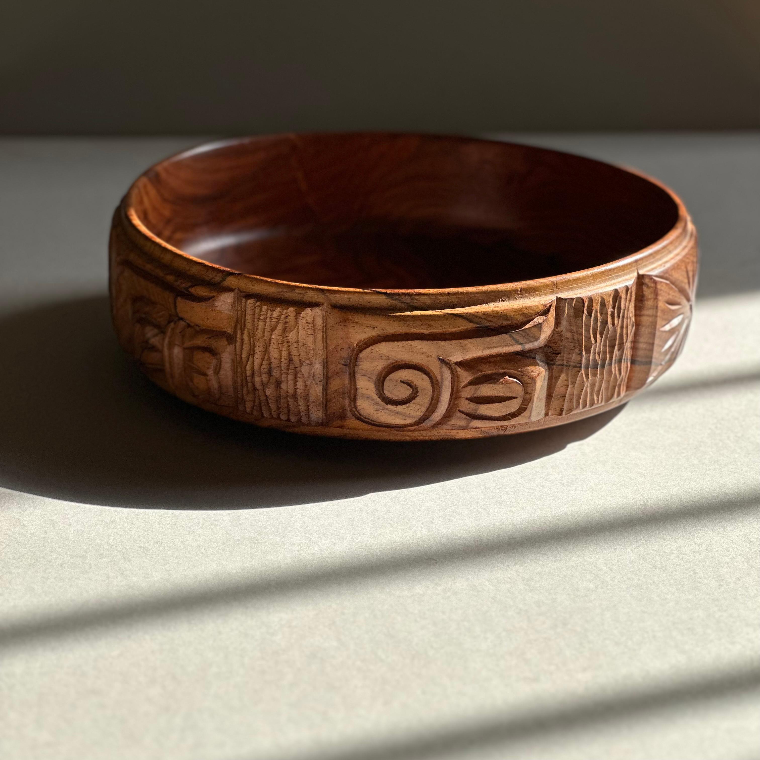 American Turned and Hand Carved Exotic Wood Bowl After Leroy Setziol For Sale