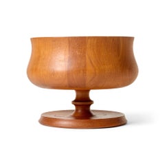 Ciotola in teak con piede tornito di Richard Nissen per Nissen, 1956