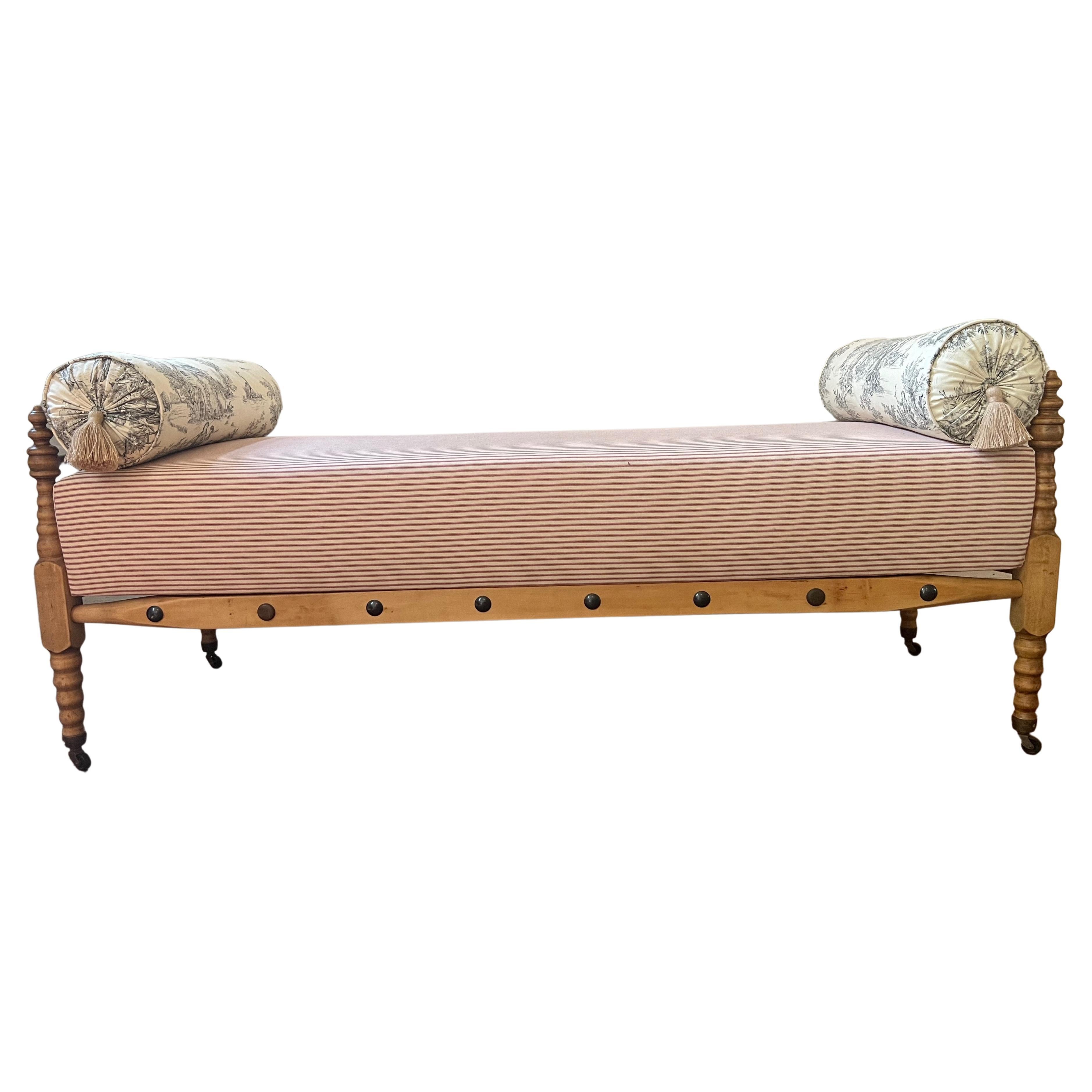 Turned Leg Wood Frame Daybed on Casters For Sale