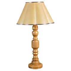 Vintage Turned oak lamp with scalloped lampshade, 1970s