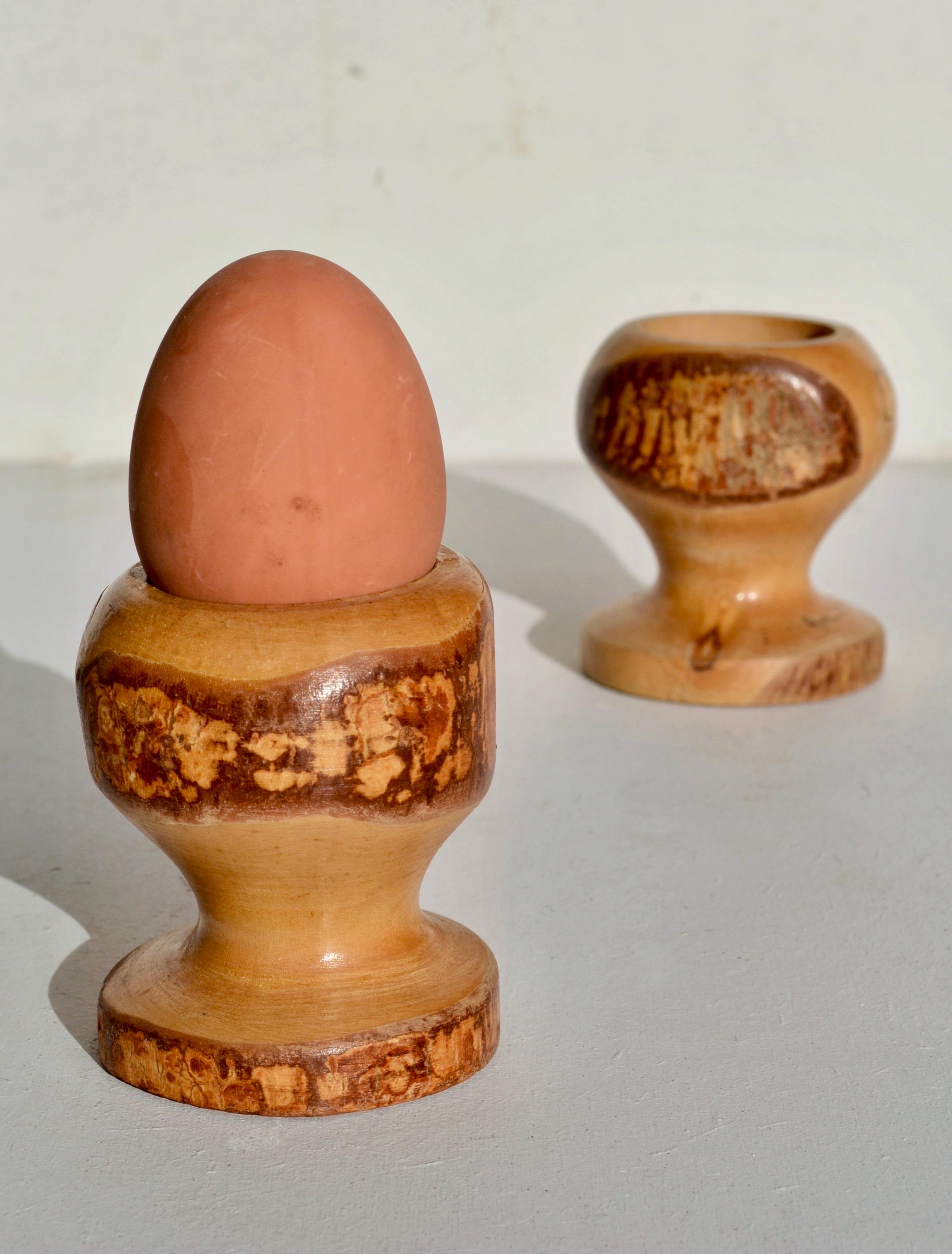 Coquetiers en pin tourné - Art populaire français, milieu du 20e siècle Bon état - En vente à SOTTEVILLE-LÈS-ROUEN, FR