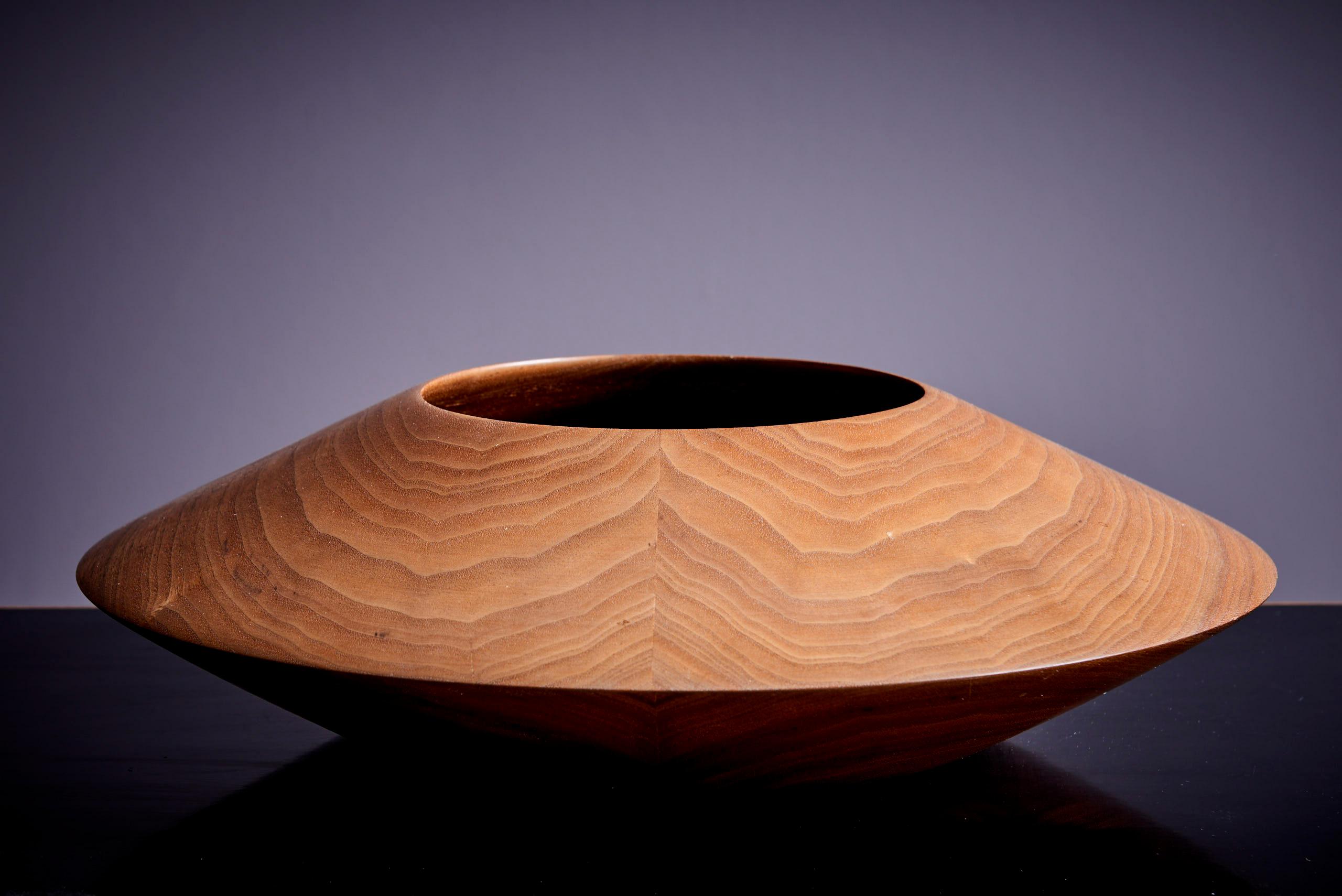 Mid-20th Century Turned Studio Bowl by Charles M. Kaplan, US, 1960s For Sale