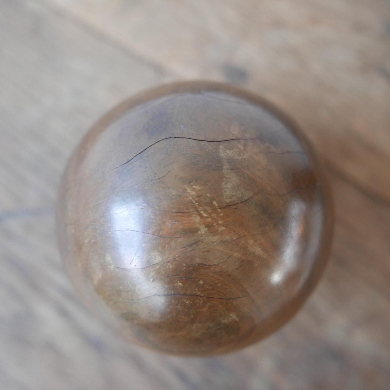 Turned Walnut Antique Ball Decorative Object In Excellent Condition In London, GB