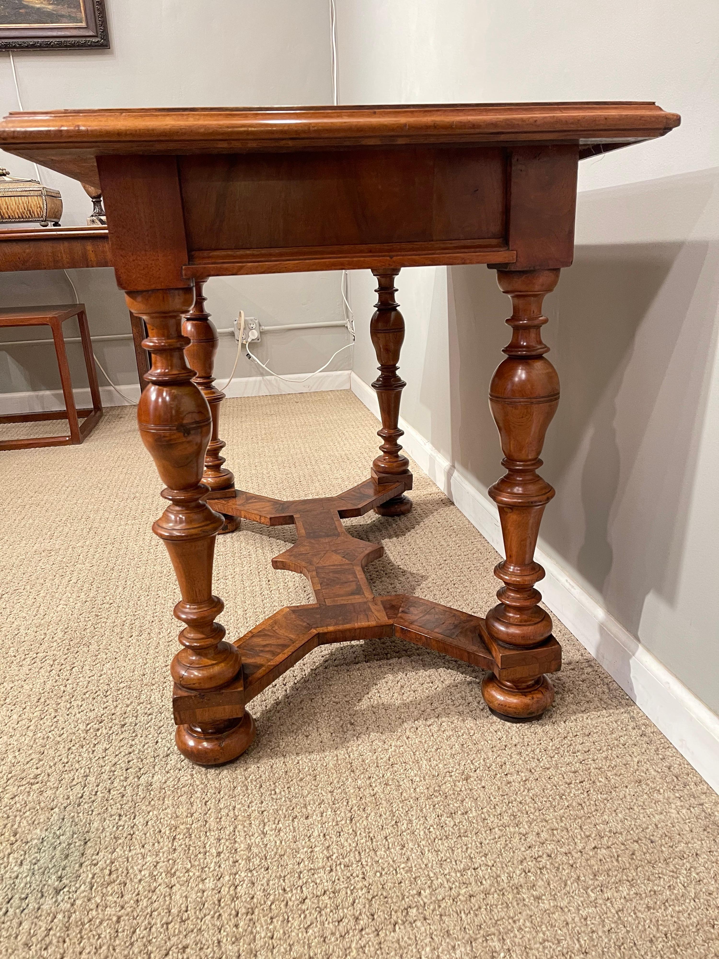 Polished Turned Walnut Center Table, Late 17th Century