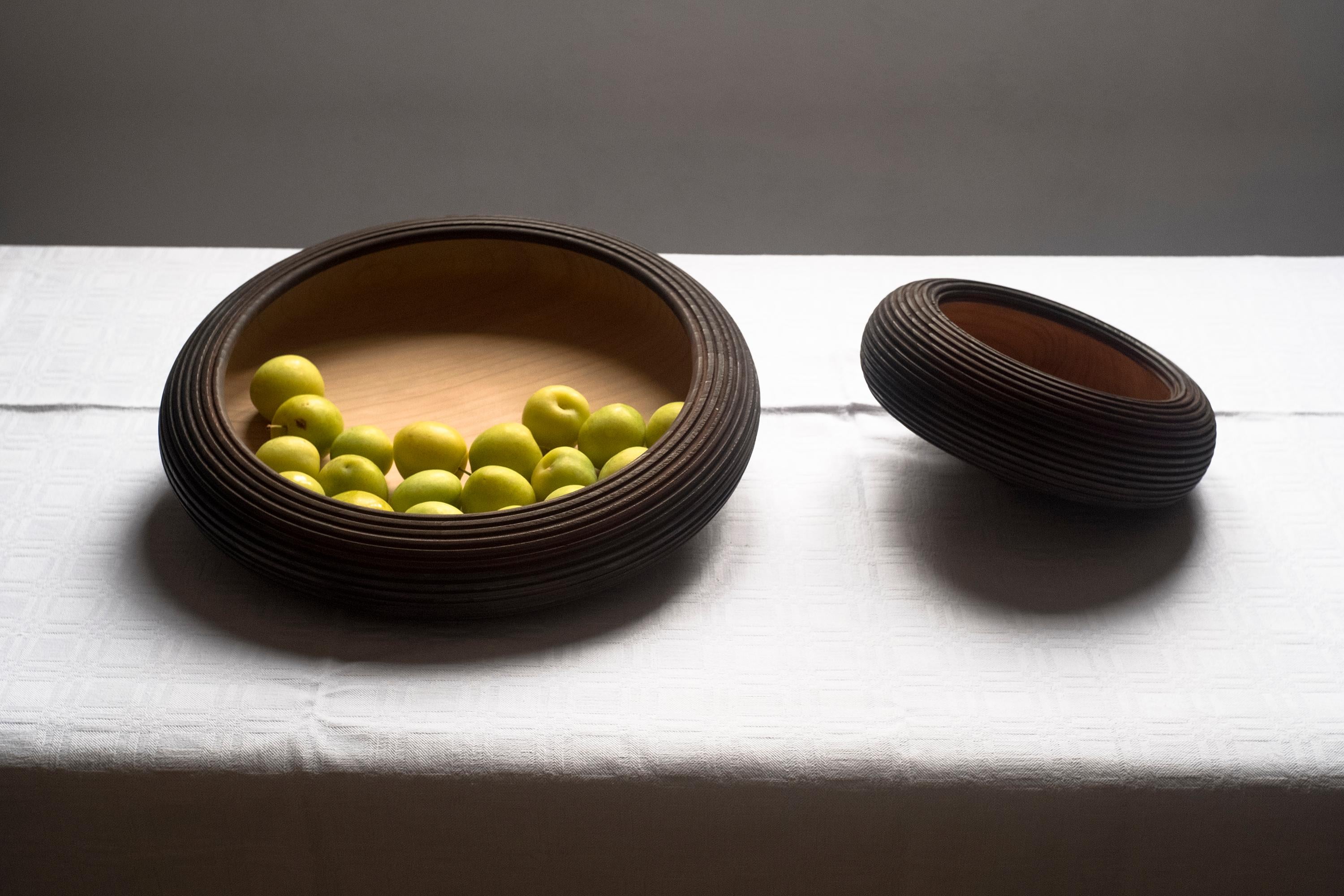 This Lebanon cedar centerpiece is hand-turned for Hands on Design by Lorenzo Franceschinis, a talented artistic turner and designed by Kazuyo Komoda. The Japanese onomatopoeic word “Goron” indicates an oscillating movement, like that of a spinning