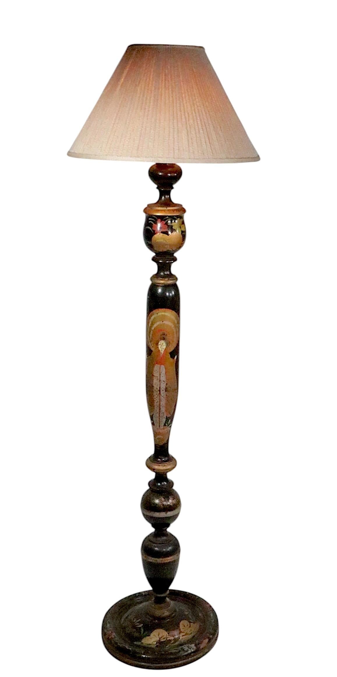 Lámpara de pie Chinoiserie de madera torneada en venta 3