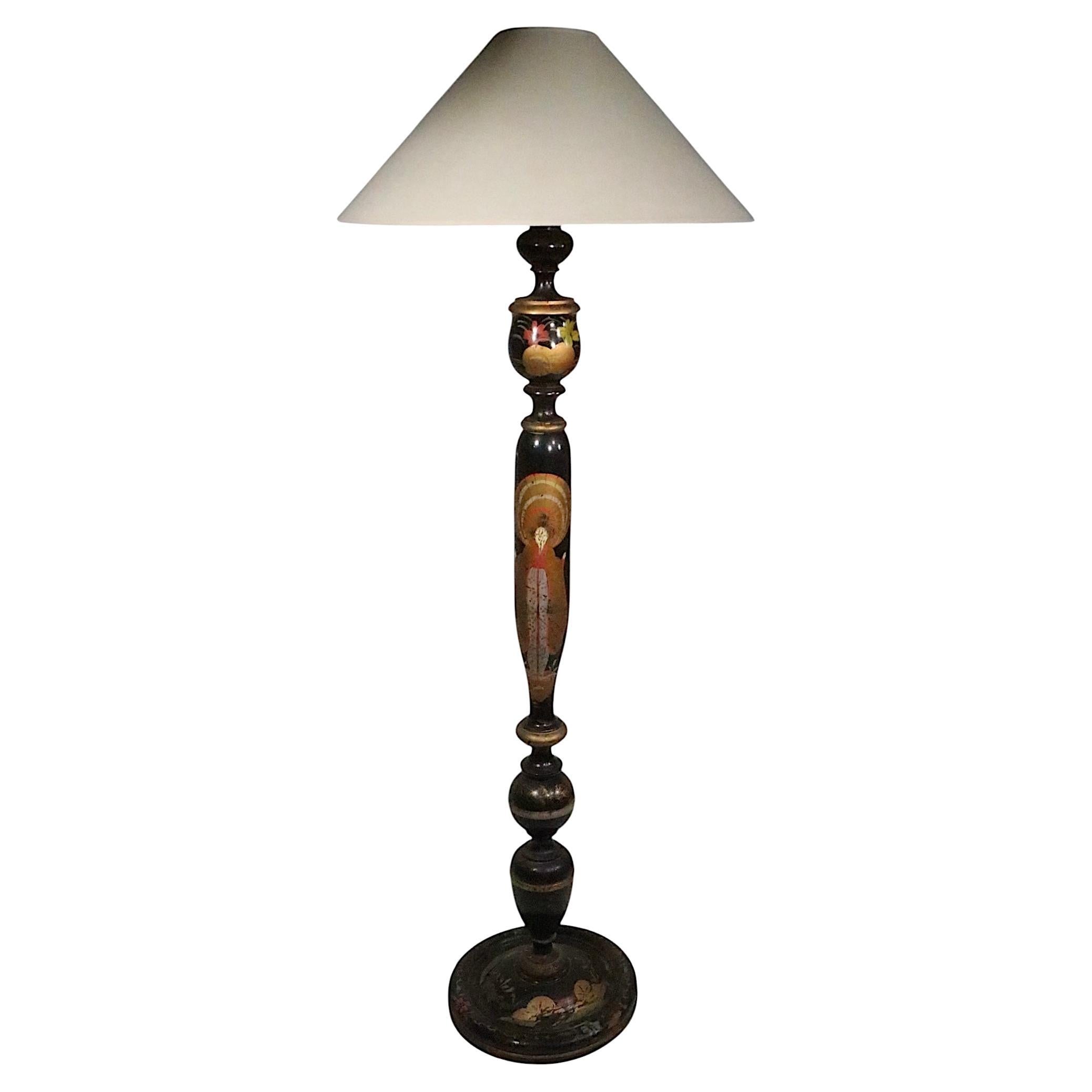 Chinoiserie Stehlampe aus gedrechseltem Holz