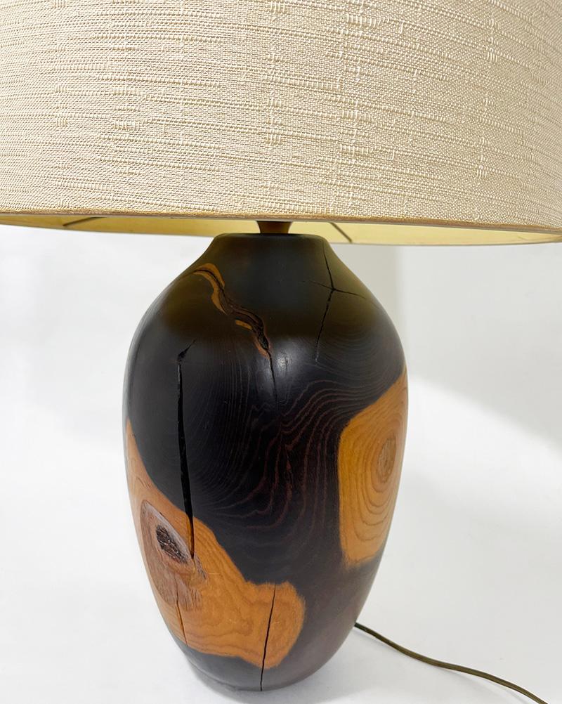 Turned wood table lamp For Sale 5
