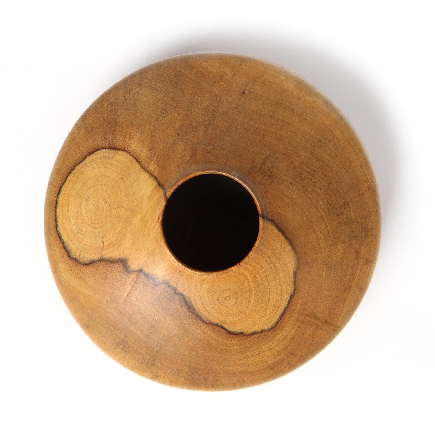 Vase en bois tourné des États-Unis Excellent état - En vente à Sagaponack, NY