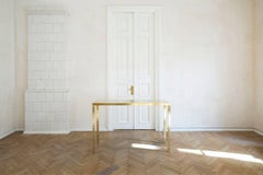 Turning into Gold Console, Rooms