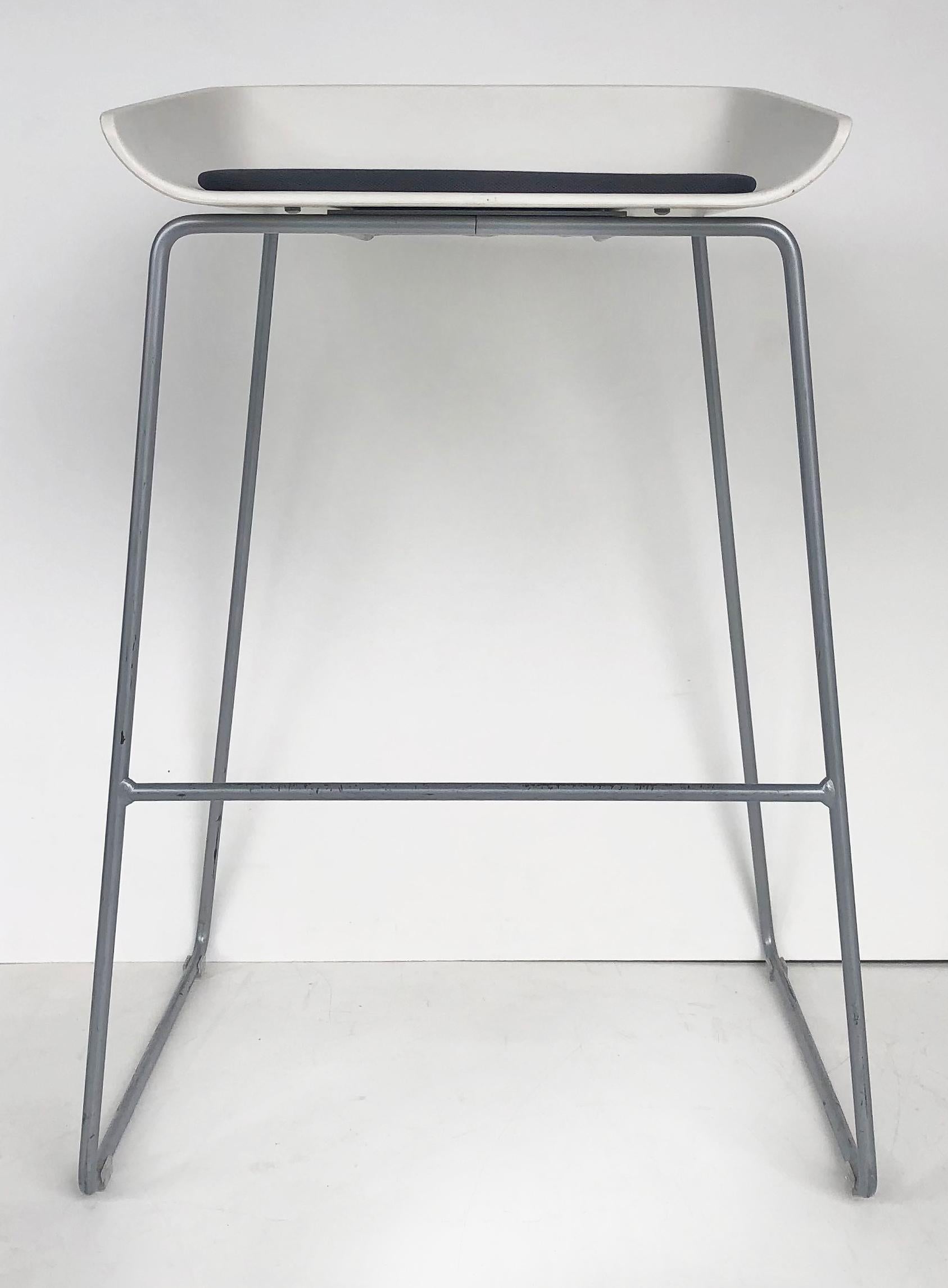 Turnstone scoop bar stools for Steelcase Furniture, set of four

Offered for sale is a set of four Turnstone 