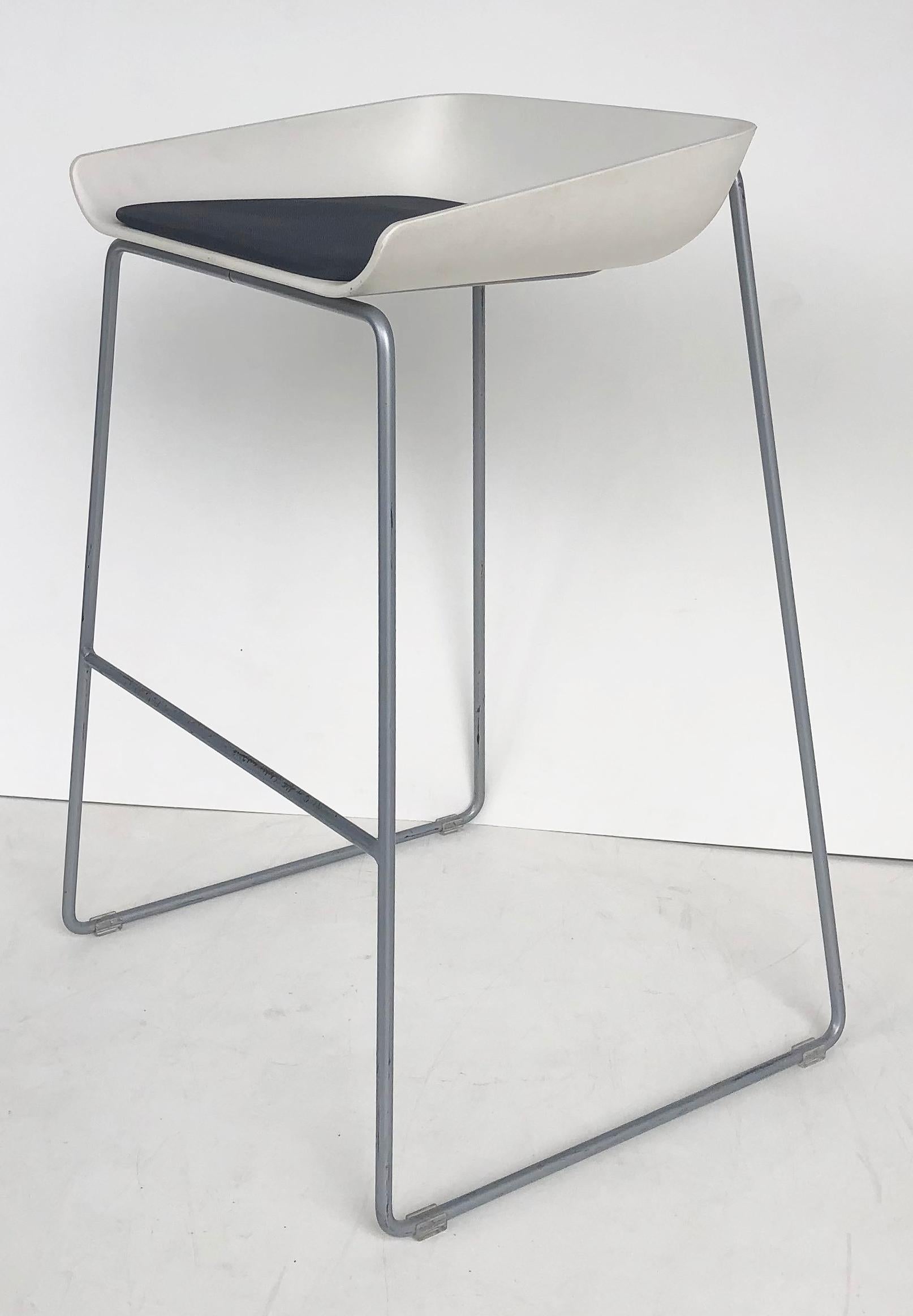 turnstone scoop stool