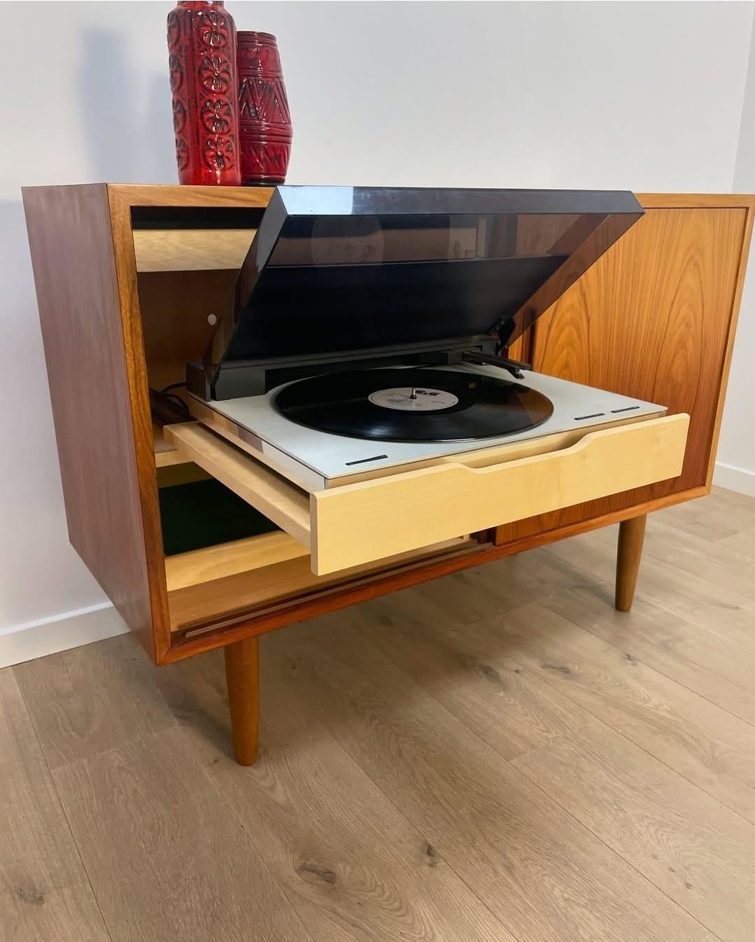 Veneer Turntable sideboard, Denmark 1960 For Sale