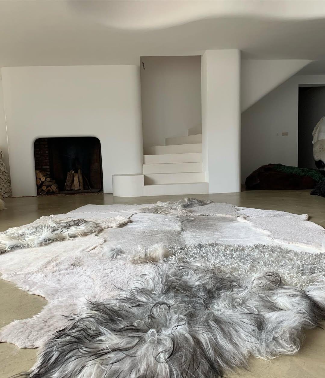 Organic Shape Hand-Dyed Turqoise & Cognac European Sheepskin Rug by Carine Boxy For Sale 6