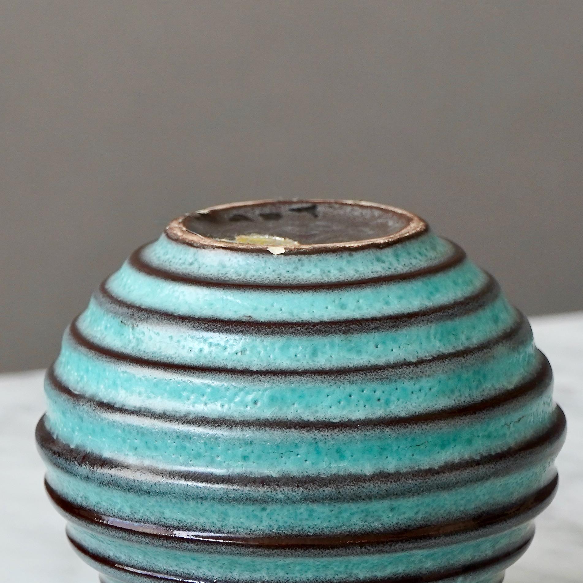 Vaso a globo in ceramica Art Deco turchese di Ewald Dahlskog, Bo Fajans, Svezia, anni '30 in vendita 3