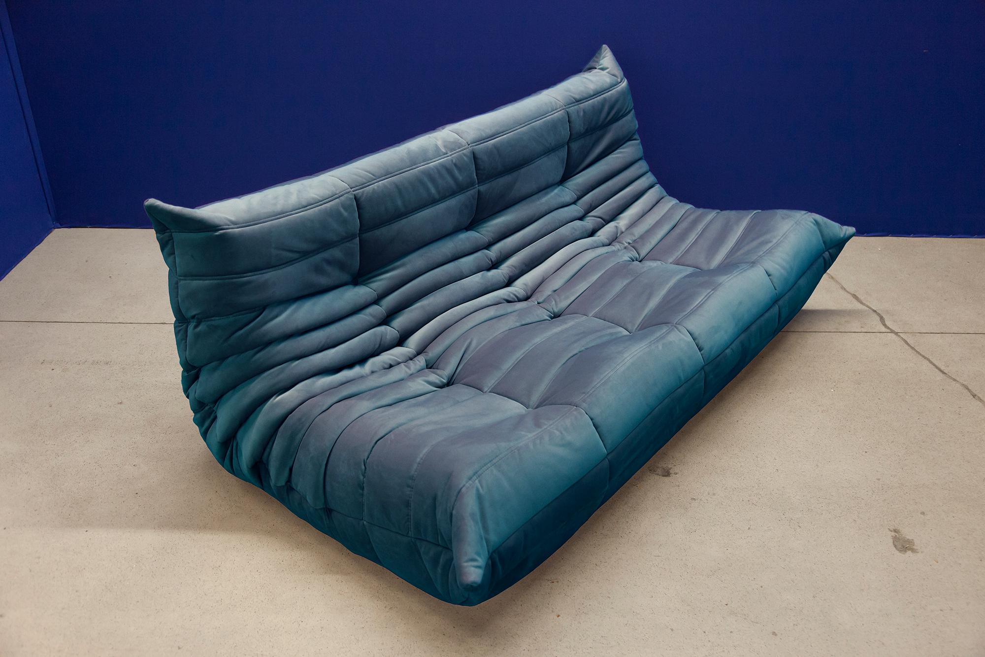 Mid-Century Modern Turquois Velvet Togo Sofa Set by Michel Ducaroy for Ligne Roset, Set of 5 For Sale